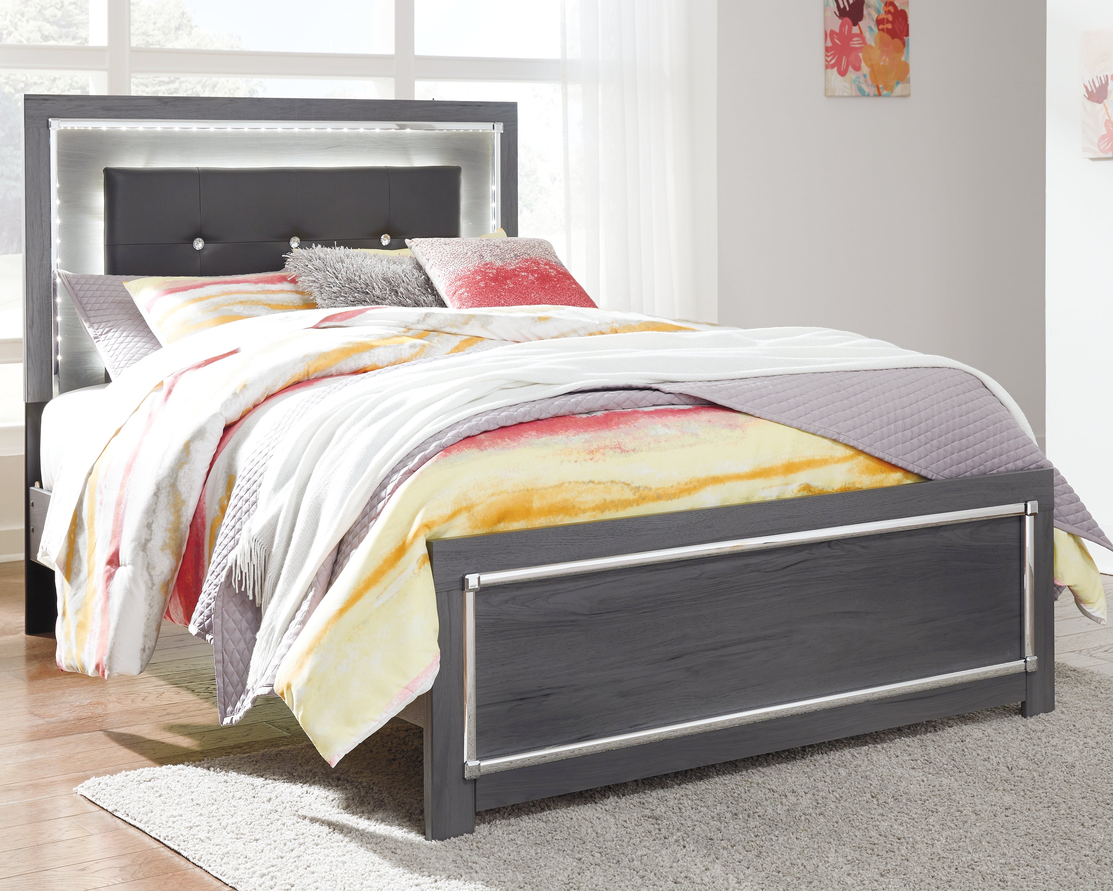 Furniture City Laplace - Ashley Furniture - Lodanna Bedroom - Queen Panel Bed / Gray - B214B14