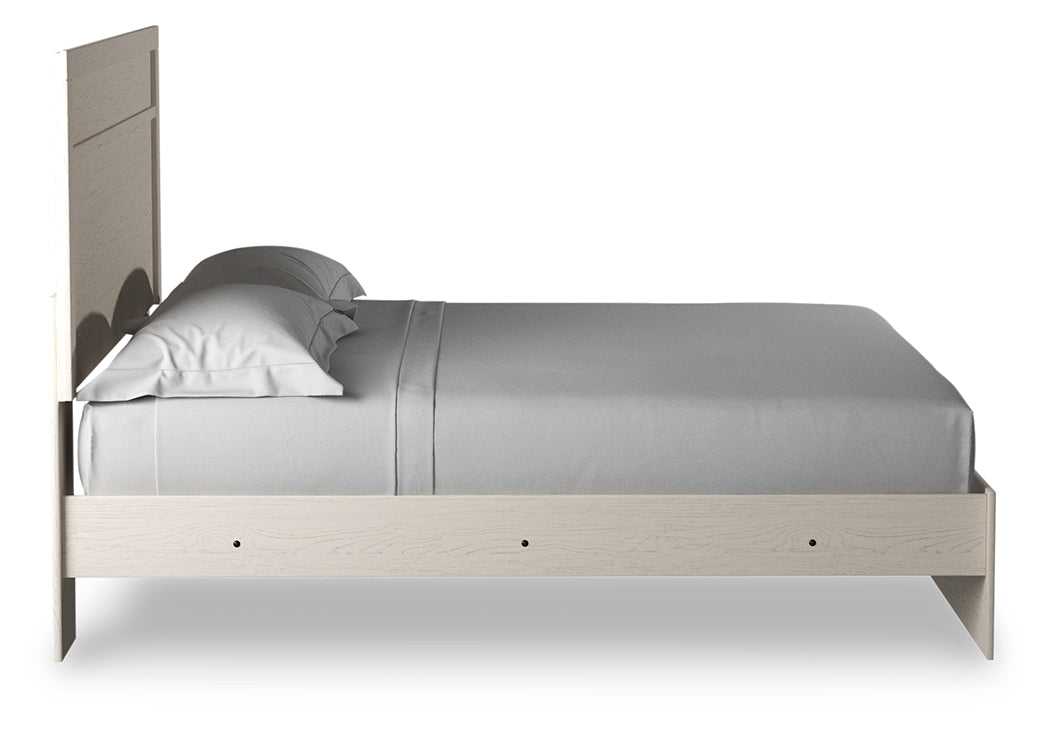 Furniture City Laplace - Ashley Furniture - Stelsie Bedroom - King Panel Bed / White - B2588B3
