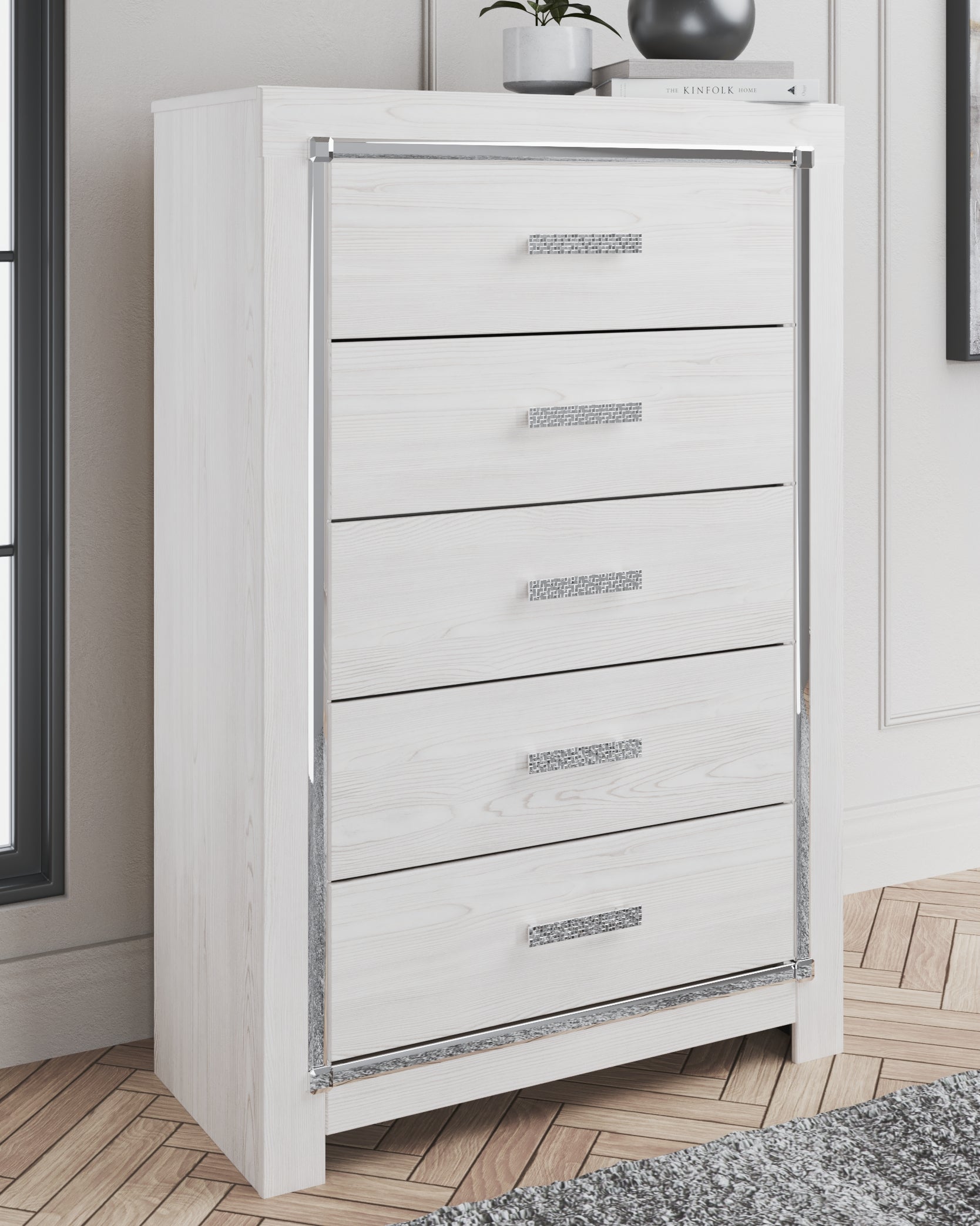 Furniture City Laplace - Ashley Furniture - Altyra Bedroom - Five Drawer Chest / White - B2640-46