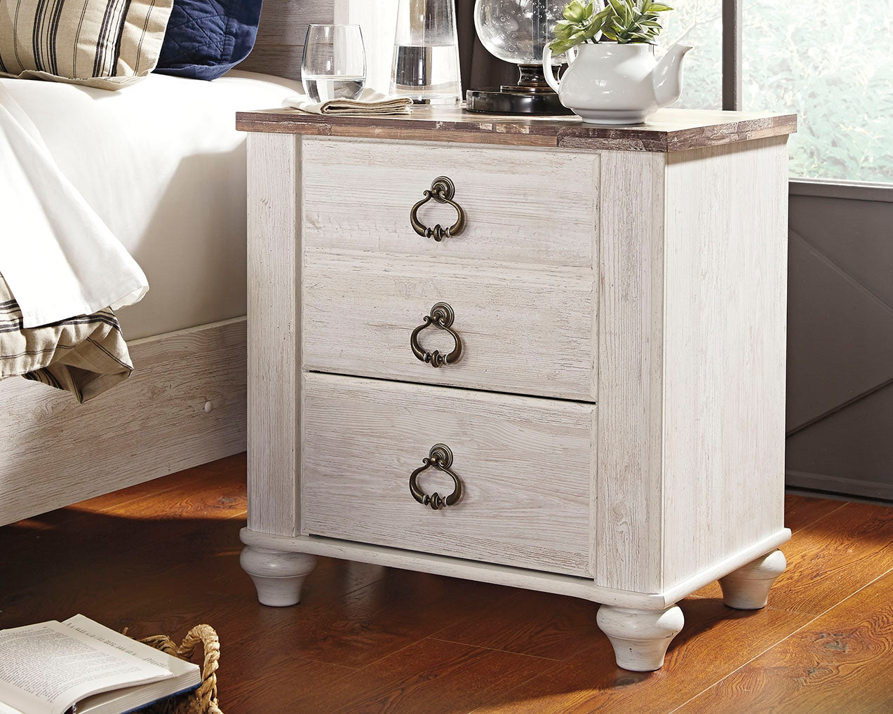 Furniture City Laplace - Ashley Furniture - Willowton Bedroom - Dresser and Mirror / Whitewash - B267B1