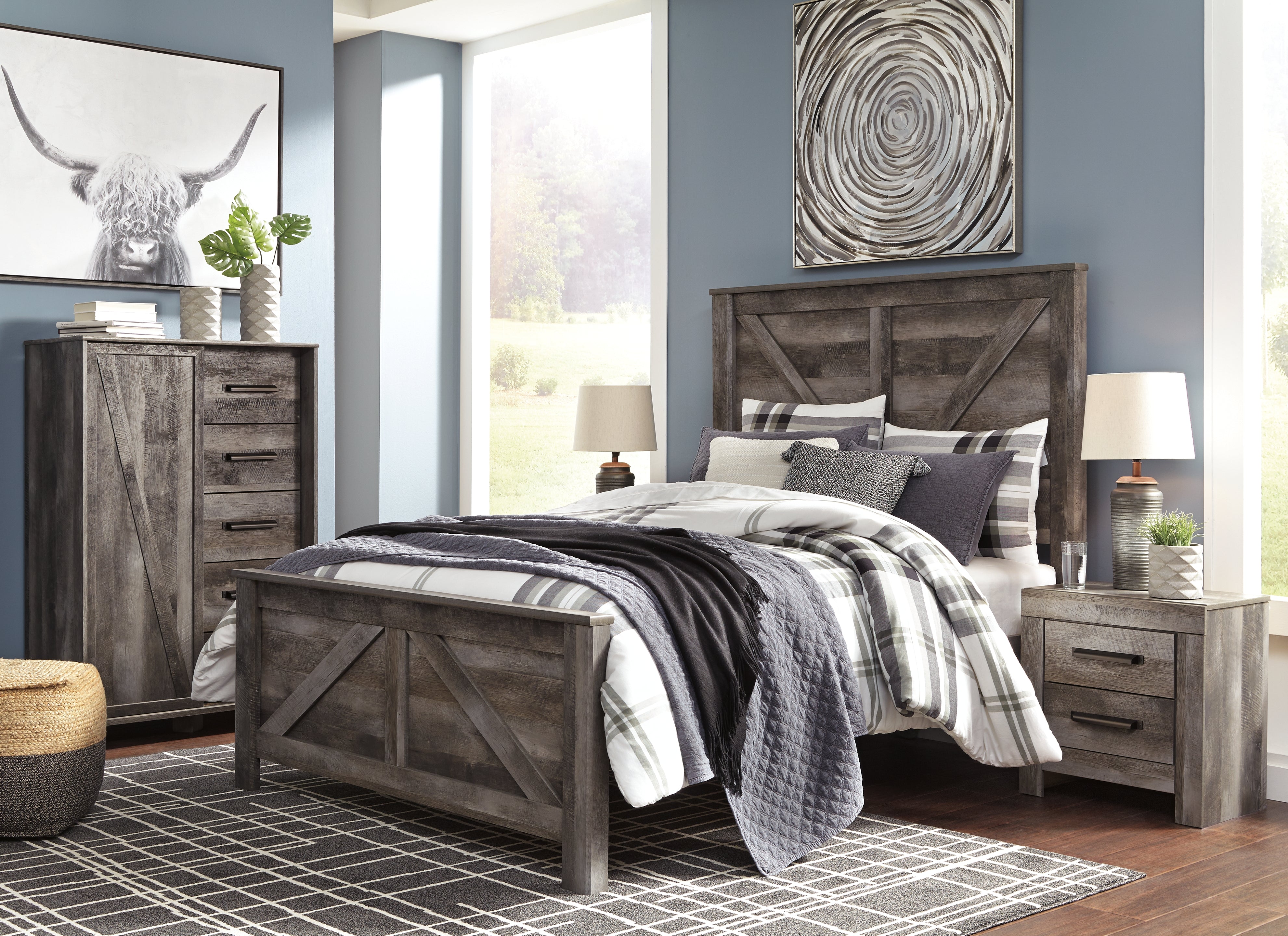 Furniture City Laplace - Ashley Furniture - Wynnlow Bedroom - Queen Crossbuck Panel Bed / Gray - B440B9