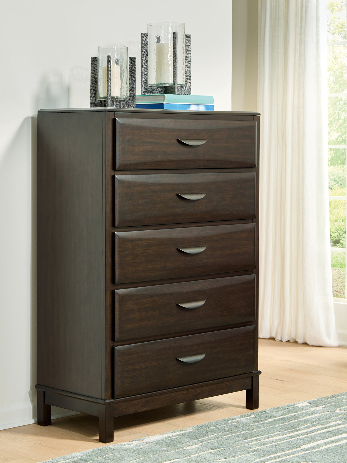 Furniture City Laplace - Ashley Furniture - Vanmore Chest of Drawers - Five Drawer Chest - B479-46