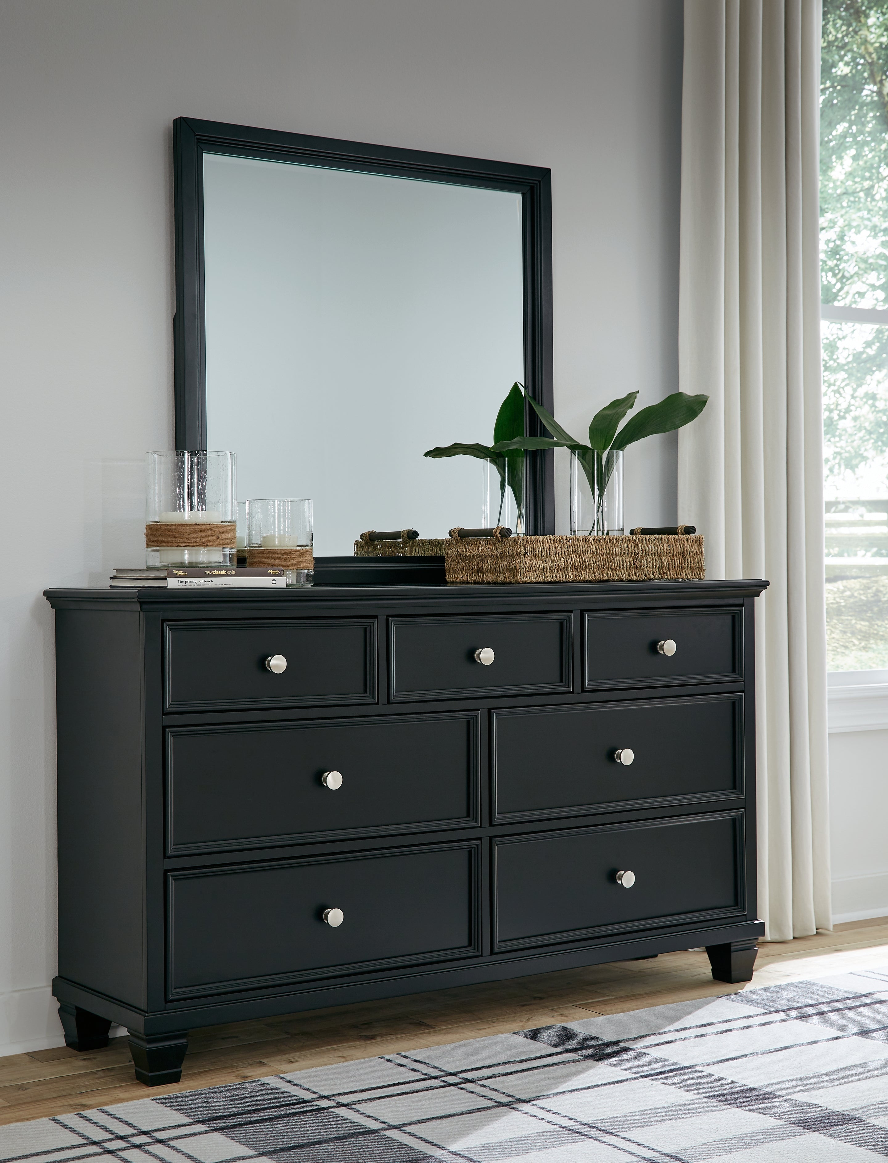 Furniture City Laplace - Ashley Furniture - Lanolee Bedroom - Dresser and Mirror / Black - B687B1
