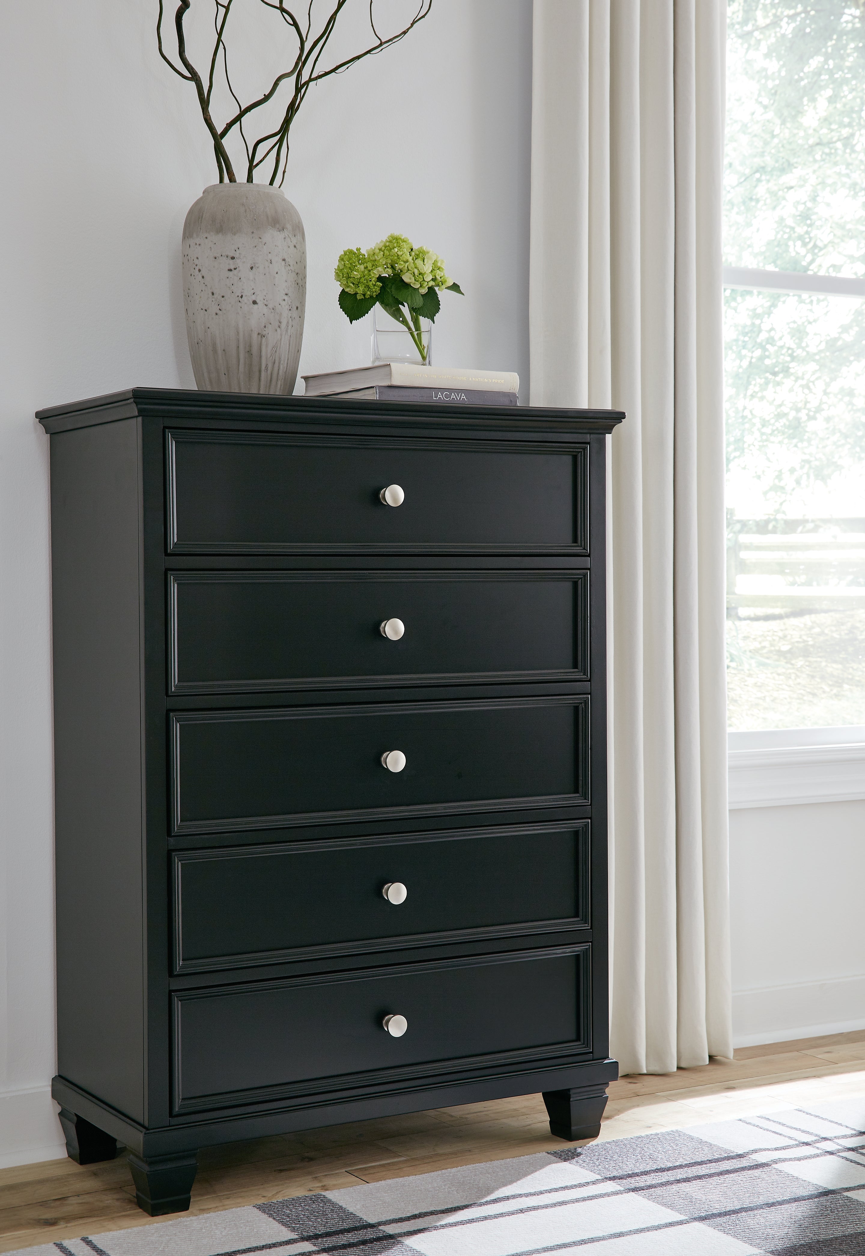 Furniture City Laplace - Ashley Furniture - Lanolee Bedroom - Five Drawer Chest / Black - B687-46