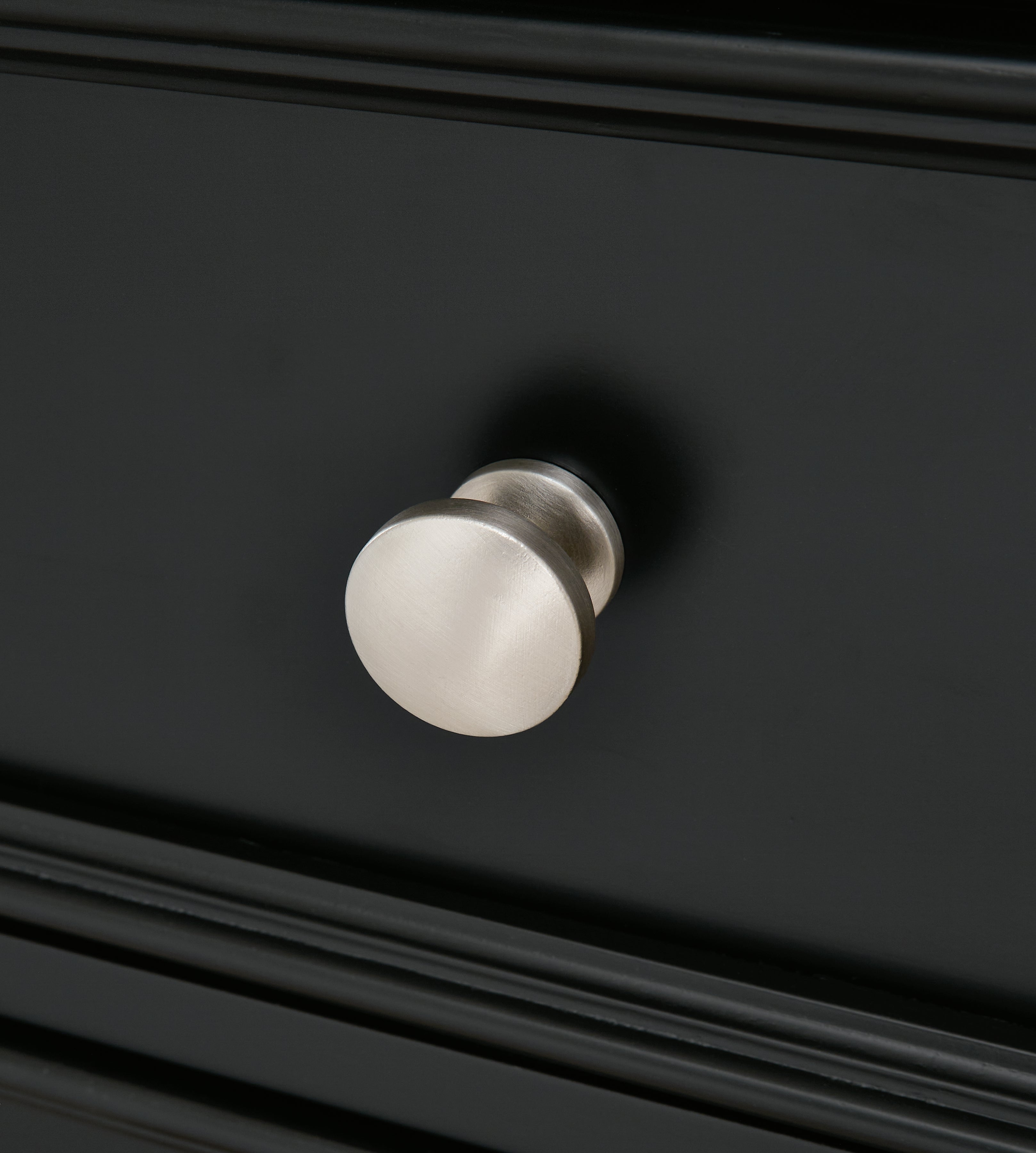 Furniture City Laplace - Ashley Furniture - Lanolee Bedroom - Dresser and Mirror / Black - B687B1