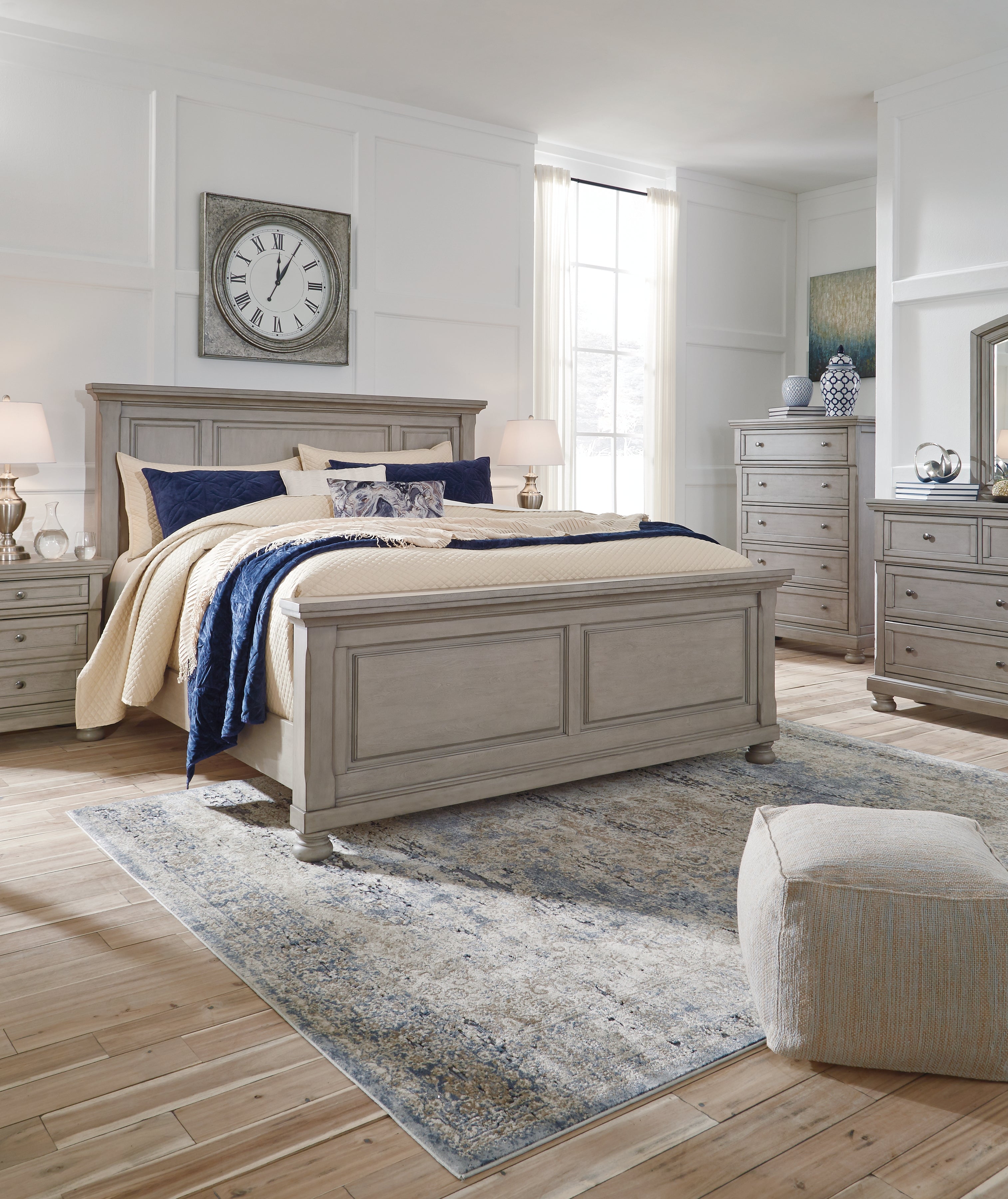 Furniture City Laplace - Ashley Furniture - Lettner Bedroom - California King Sleigh Bed / Light Gray - B733B36