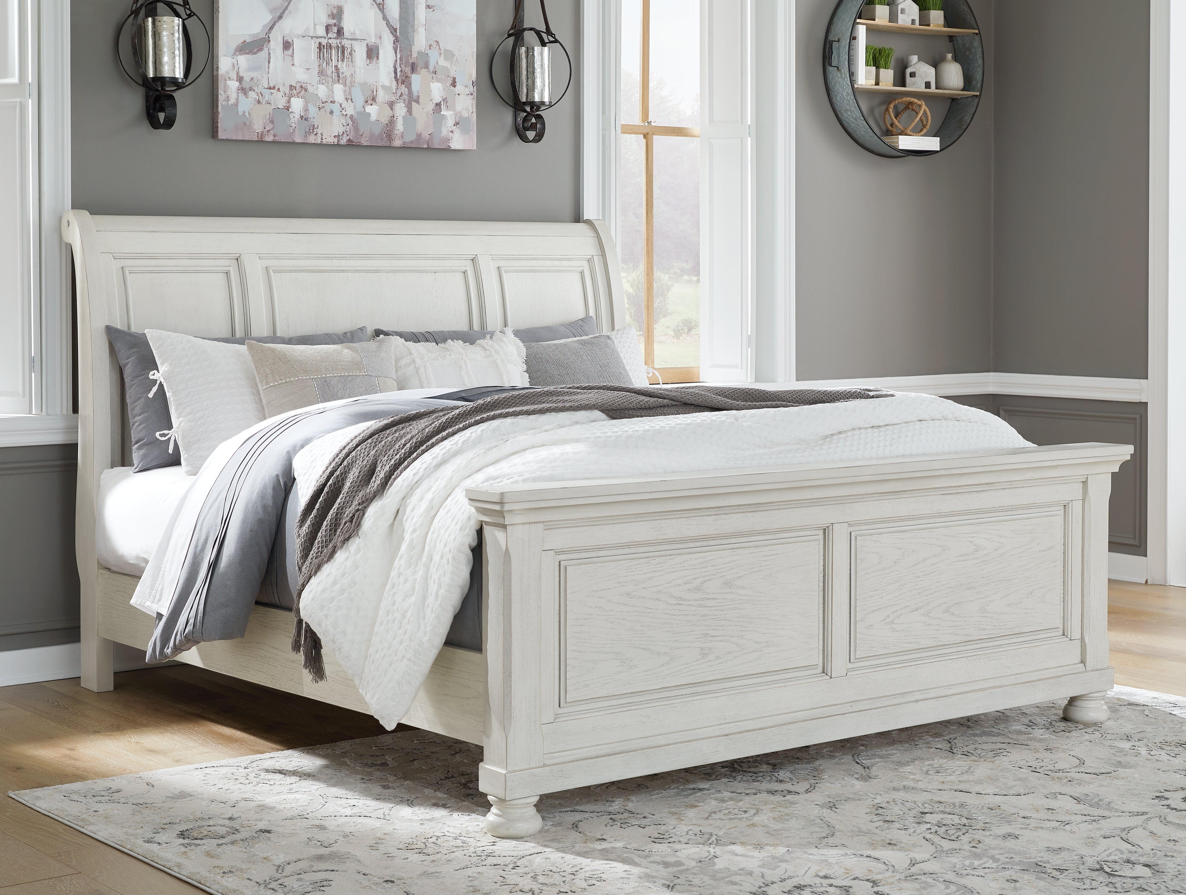 Furniture City Laplace - Ashley Furniture - Robbinsdale Queen Sleigh Bed - Queen Sleigh Bed - B742B23