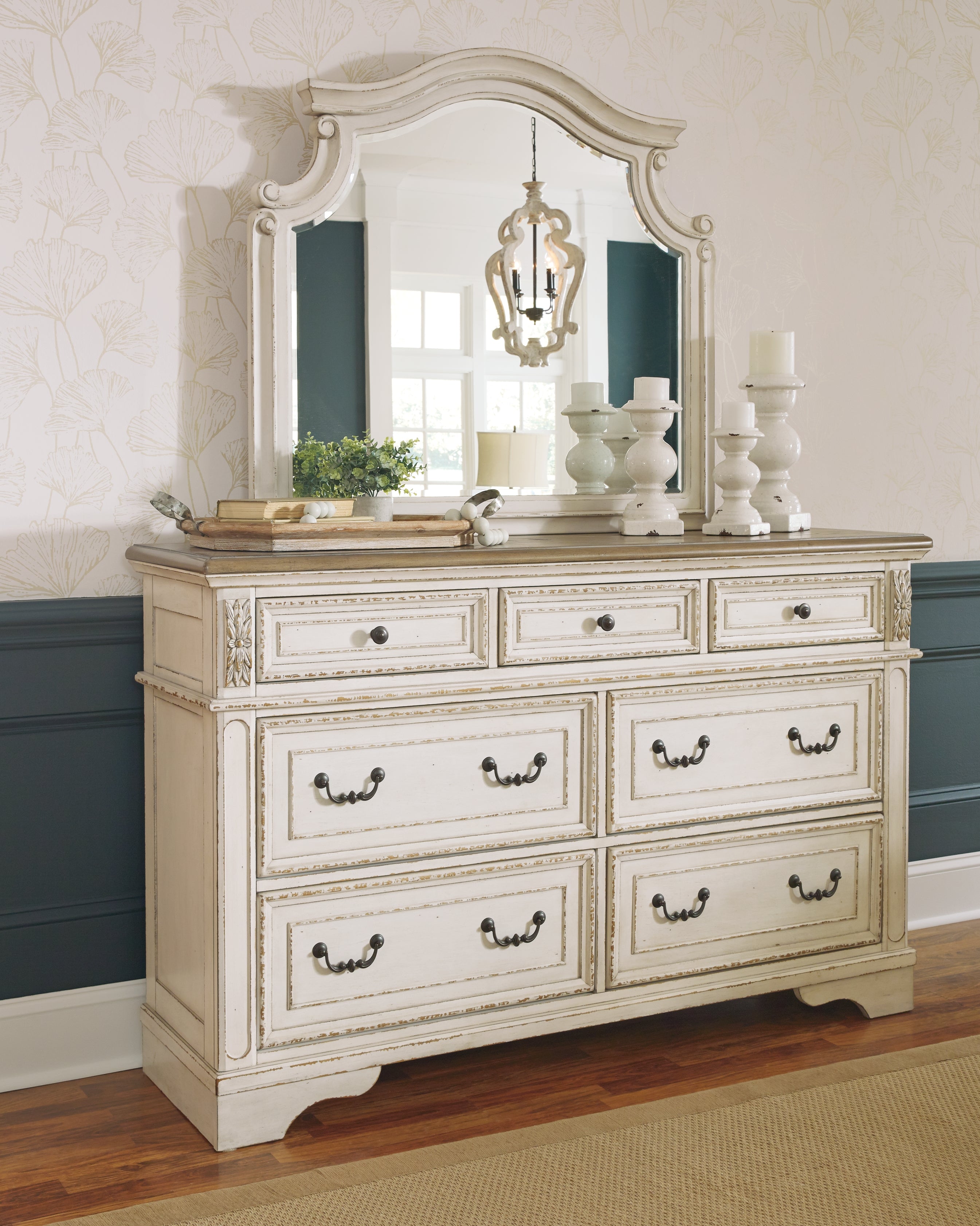 Furniture City Laplace - Ashley Furniture - Realyn Bedroom - California King Upholstered Storage Bed / Two-tone - B743B21