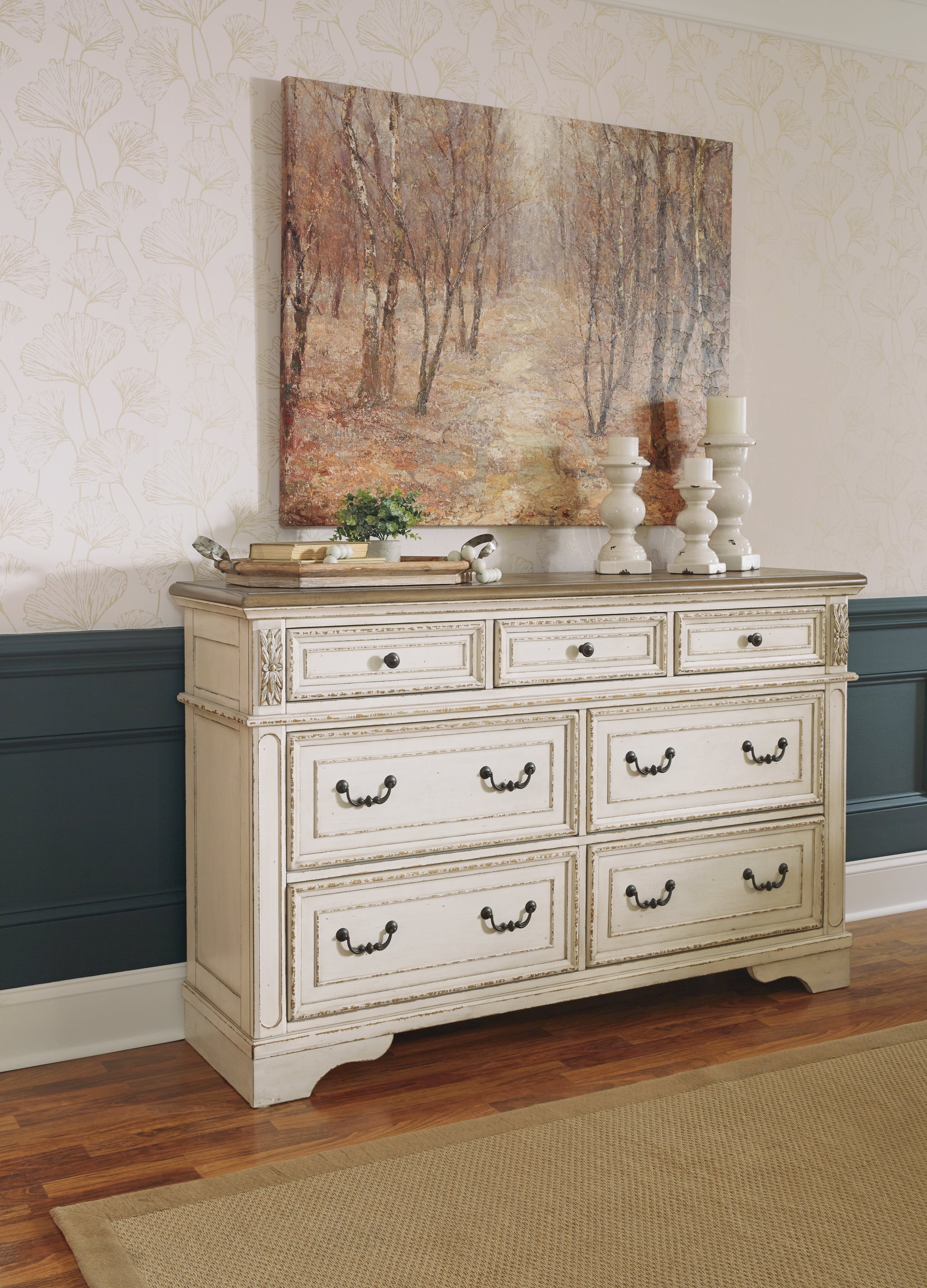 Furniture City Laplace - Ashley Furniture - Realyn Bedroom - Dresser / Two-tone - B743-31