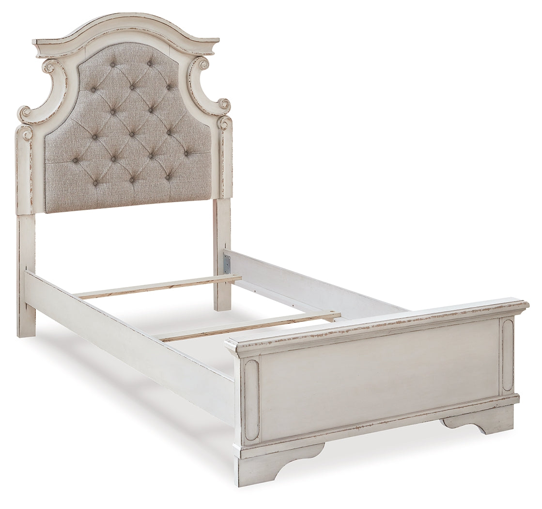 Furniture City Laplace - Ashley Furniture - Realyn Bedroom - Twin Panel Bed / Chipped White - B743B13