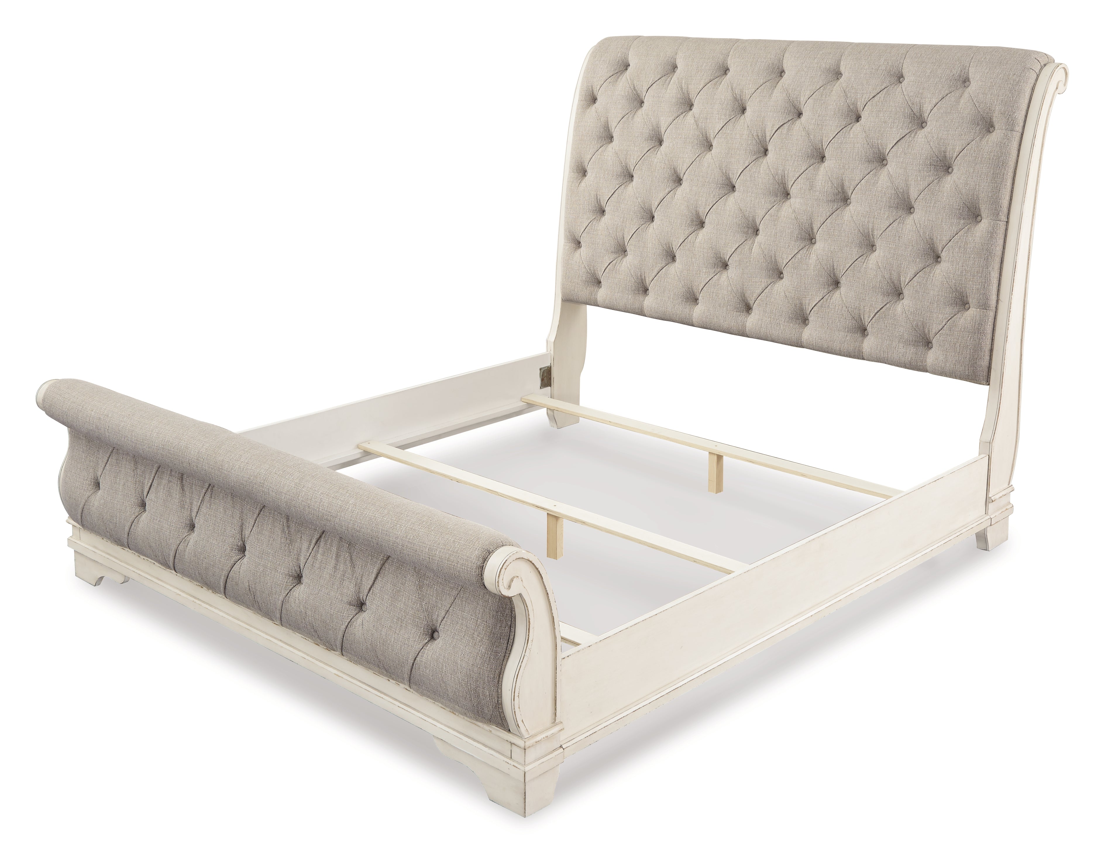 Furniture City Laplace - Ashley Furniture - Realyn Bedroom - California King Sleigh Bed / Chipped White - B743B10