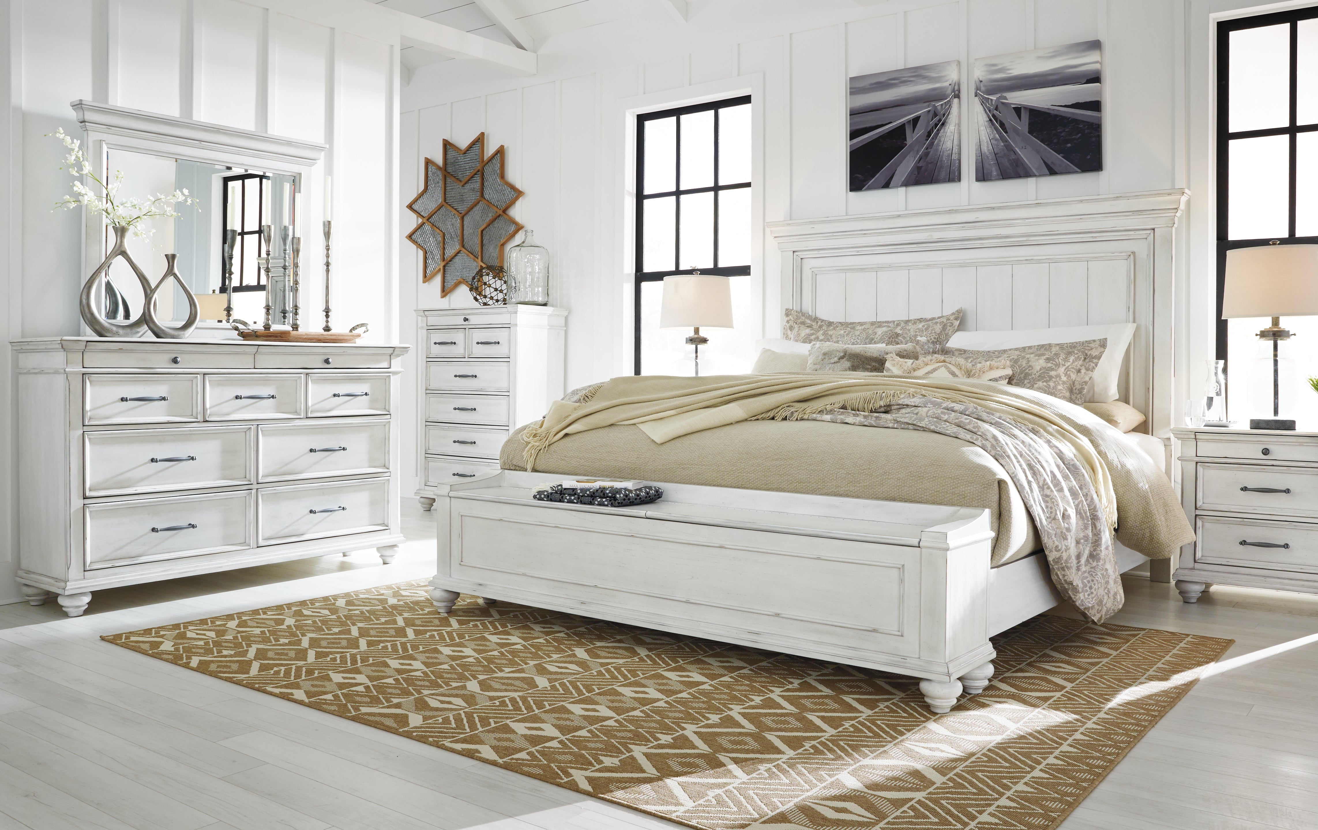 Furniture City Laplace - Ashley Furniture - Kanwyn Bedroom - Queen Panel Bed with Storage Bench / Whitewash - B777B6