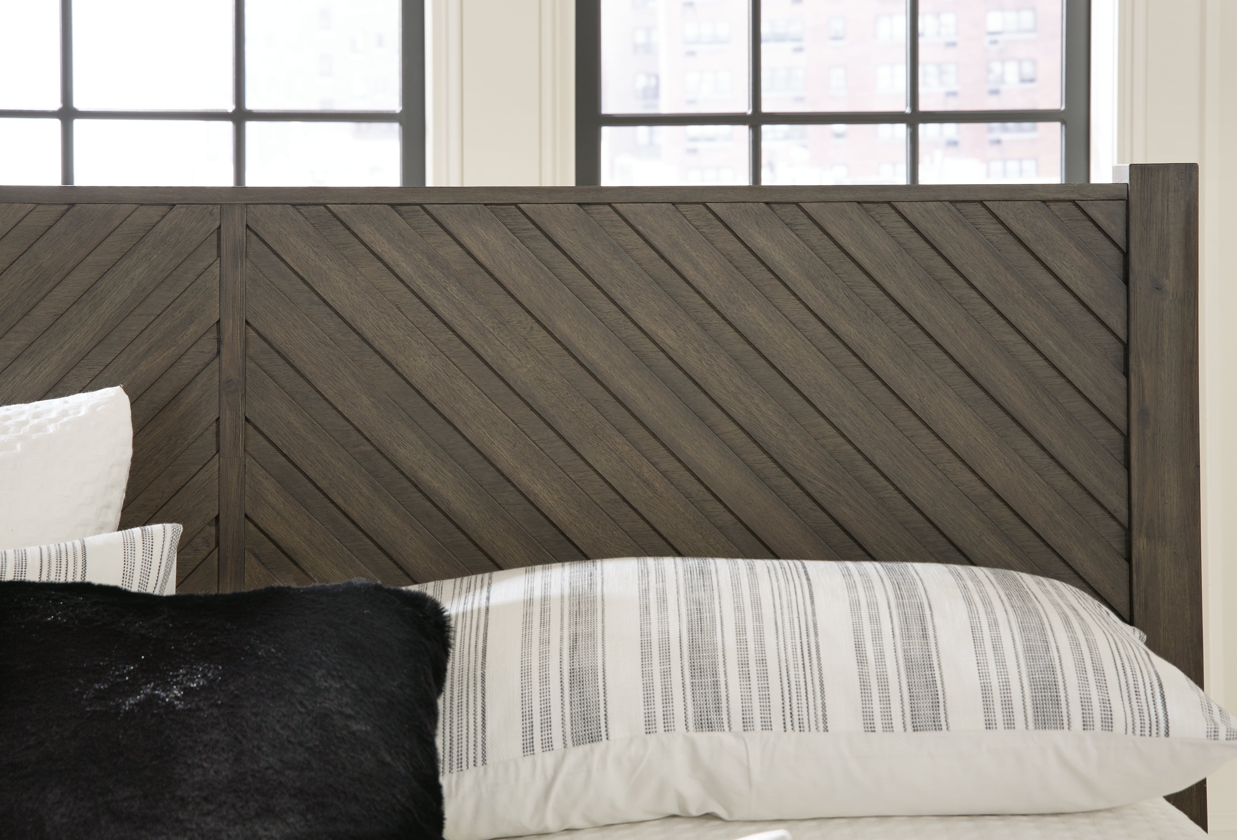 Furniture City Laplace - Ashley Furniture - Arkenton Bedroom - Queen Panel Bed / Grayish Brown - B786B2