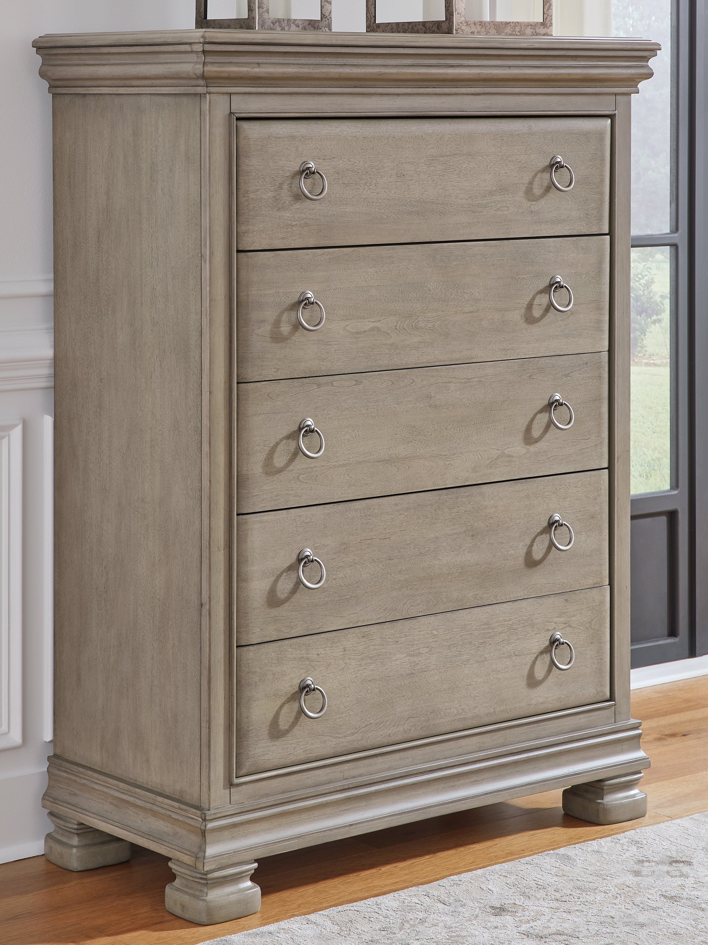 Furniture City Laplace - Ashley Furniture - Lexorne Bedroom - Five Drawer Chest - B924-46