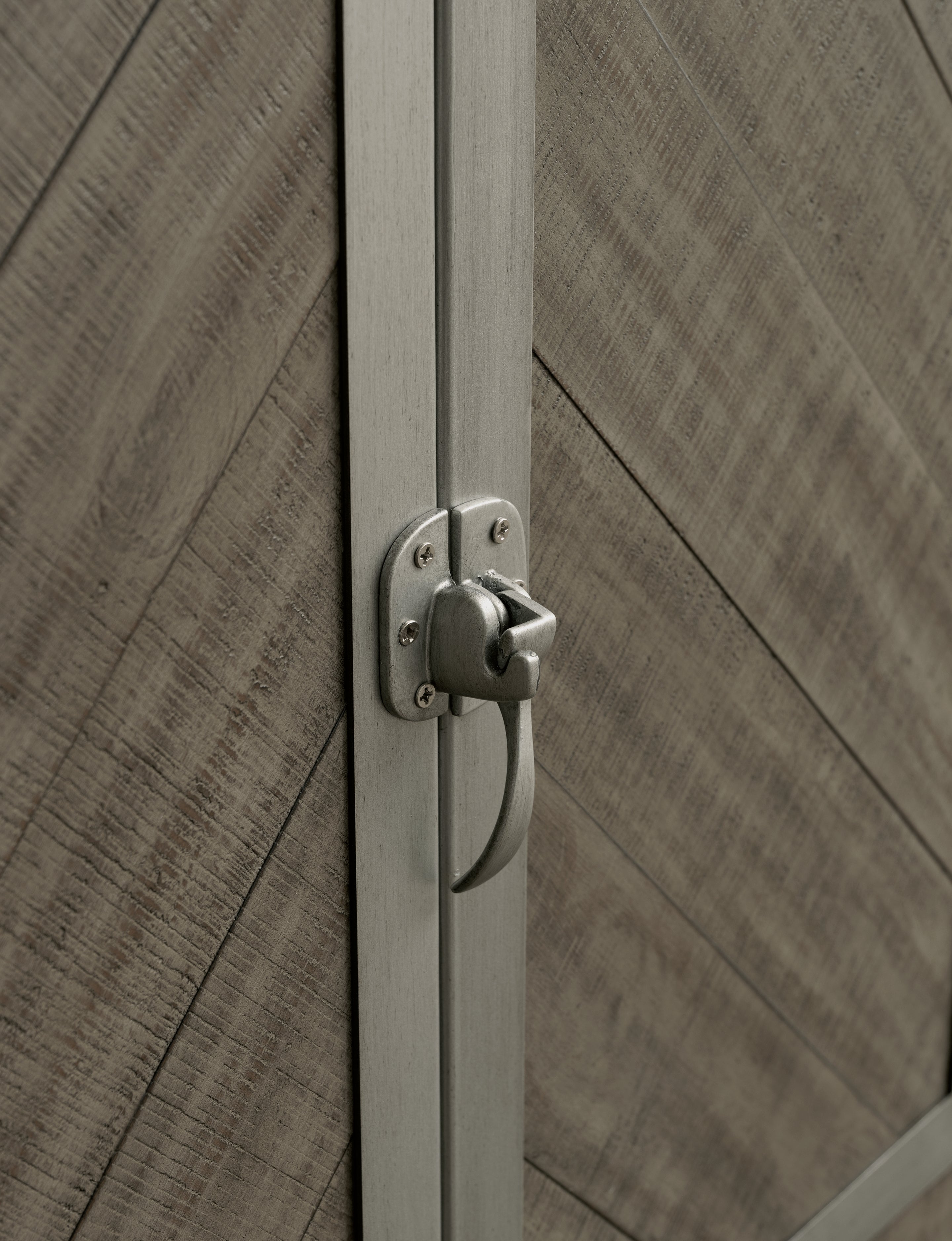 Furniture City Laplace - Ashley Furniture - Krystanza Dining Room - Dining Room Server / Weathered Gray - D766-60