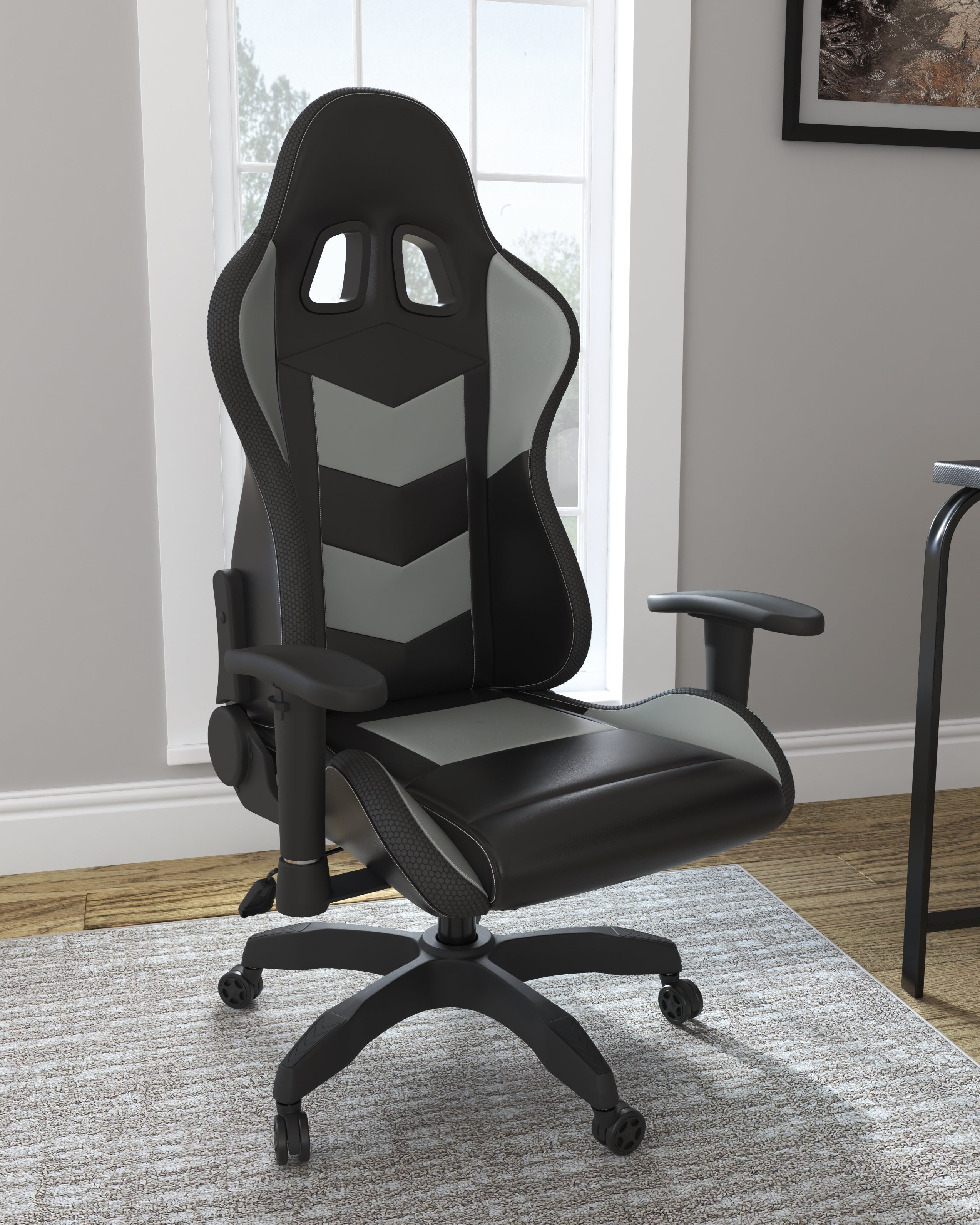 Furniture City Laplace - Ashley Furniture - Lynxtyn Desk Chair - Home Office Swivel Desk Chair / Black/Gray - H400-09A
