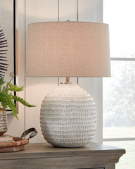 Furniture City Laplace - Ashley Furniture - Jamon Lighting - Ceramic Table Lamp (1/CN) / Beige - L100764