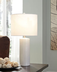 Furniture City Laplace - Ashley Furniture - Steuben Lighting - Ceramic Table Lamp (Set of 2) / White - L177904