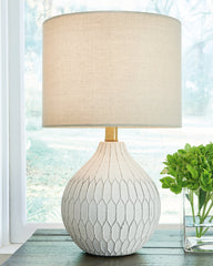 Furniture City Laplace - Ashley Furniture - Wardmont Lighting - Ceramic Table Lamp (1/CN) / White - L180094