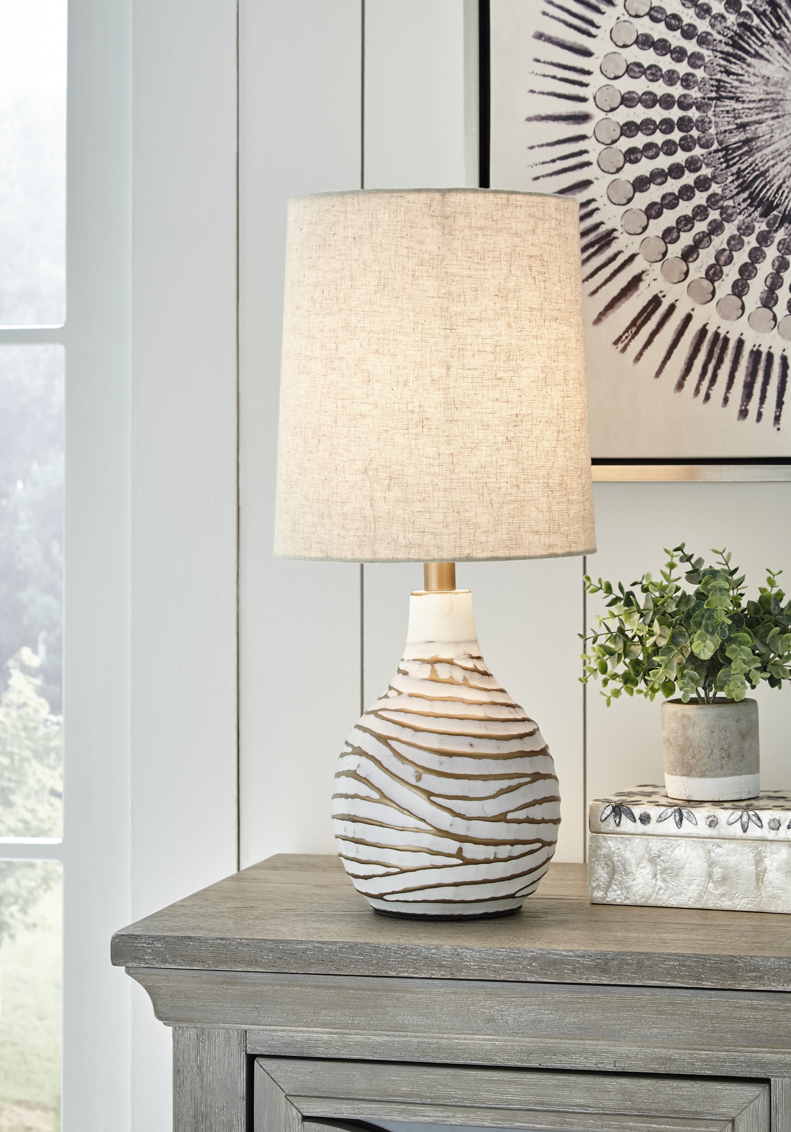 Furniture City Laplace - Ashley Furniture - Aleela Lighting - Metal Table Lamp (1/CN) - L204194