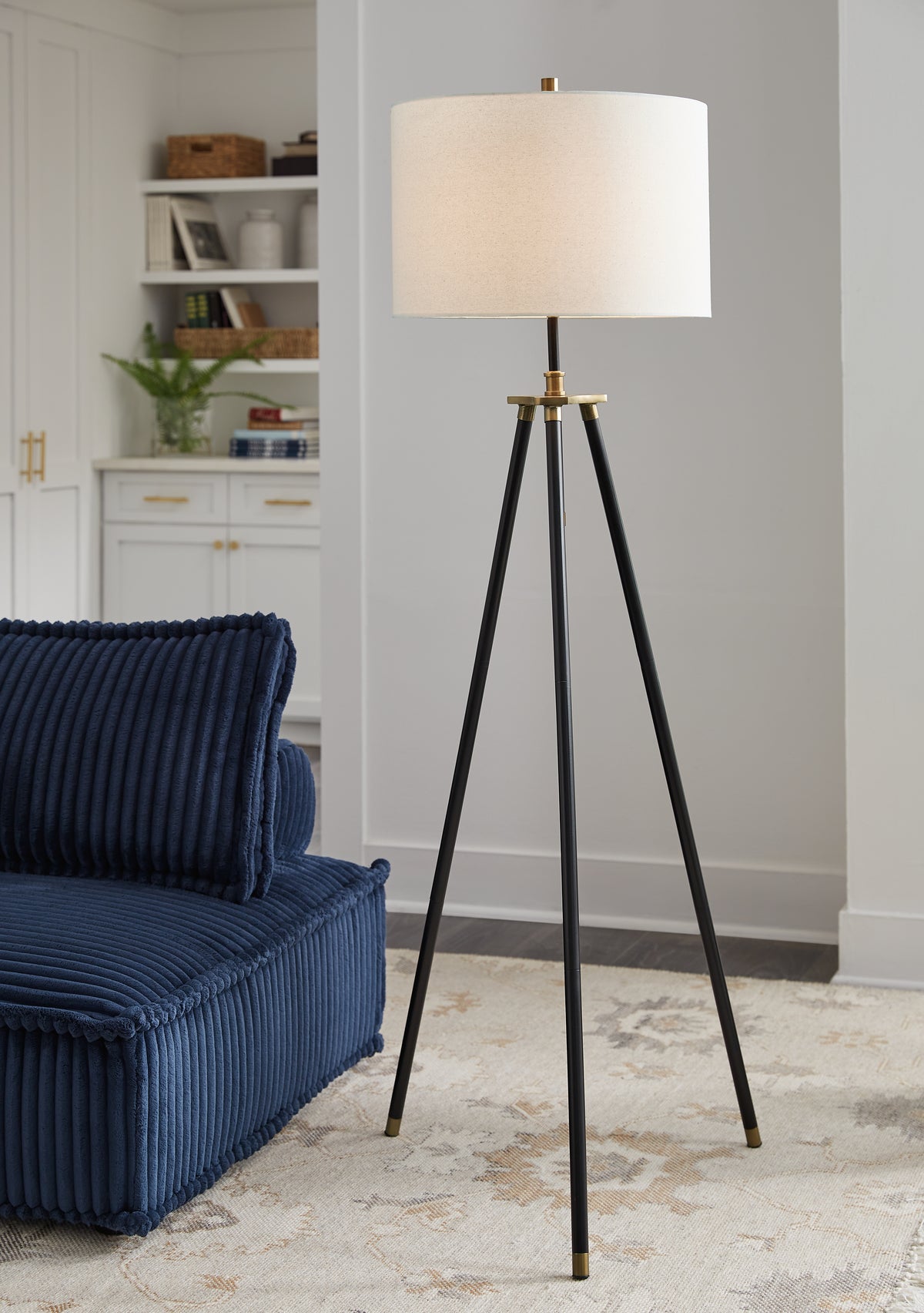 Furniture City Laplace - Ashley Furniture - Cashner Floor Lamp - Metal Floor Lamp (1/CN) - L206101