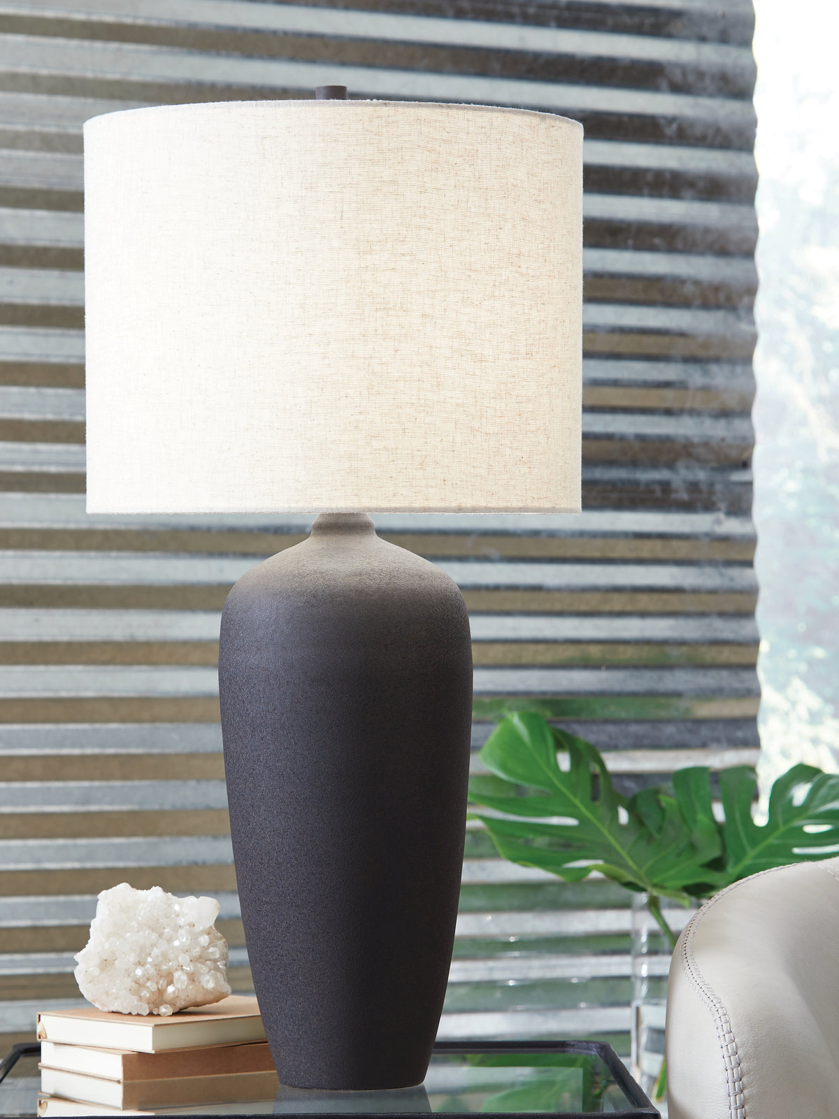 Furniture City Laplace - Ashley Furniture - Ryenburg Lighting - Metal Table Lamp (1/CN) - L207584