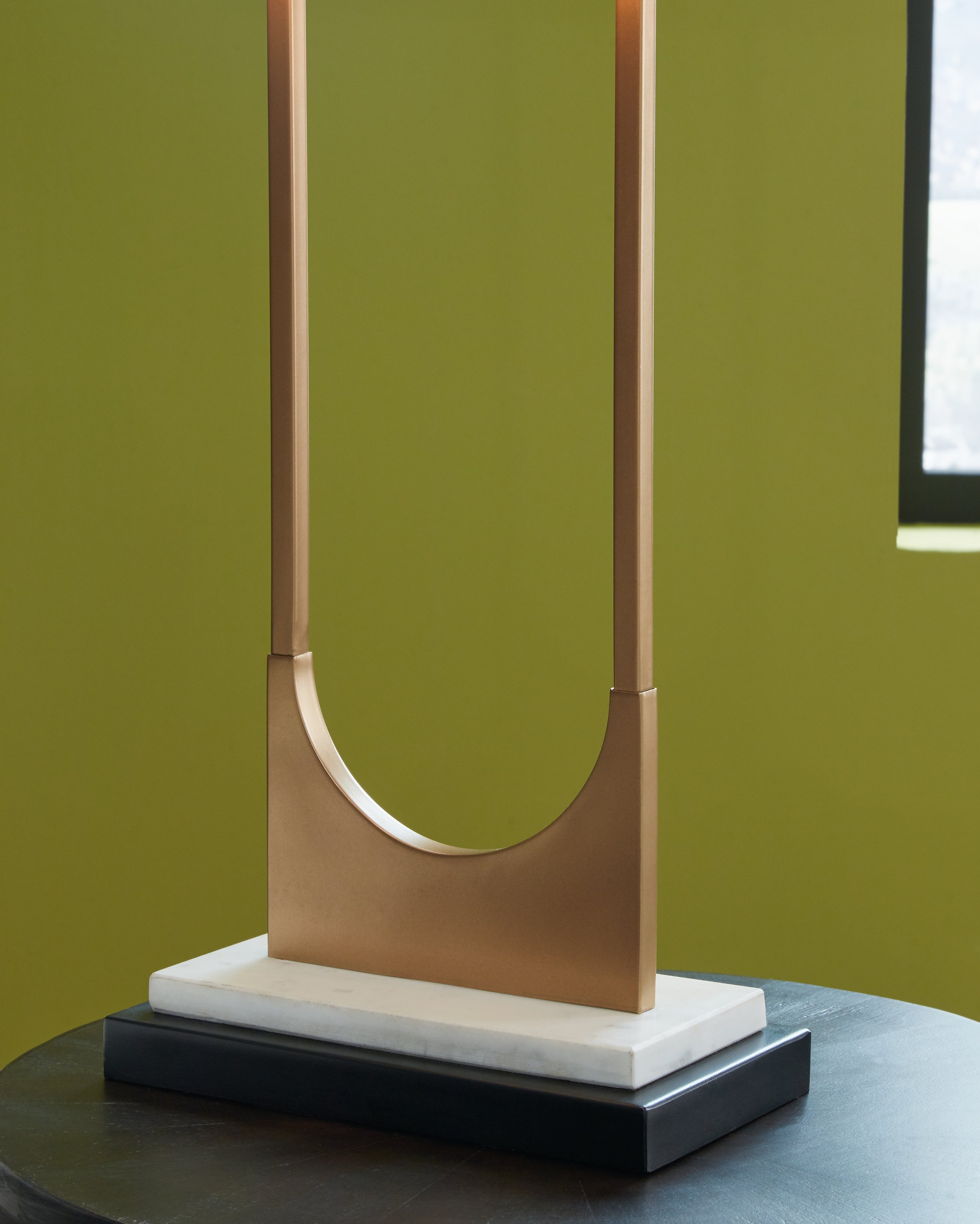 Furniture City Laplace - Ashley Furniture - Malana Lighting - Metal Table Lamp (1/CN) - L208254