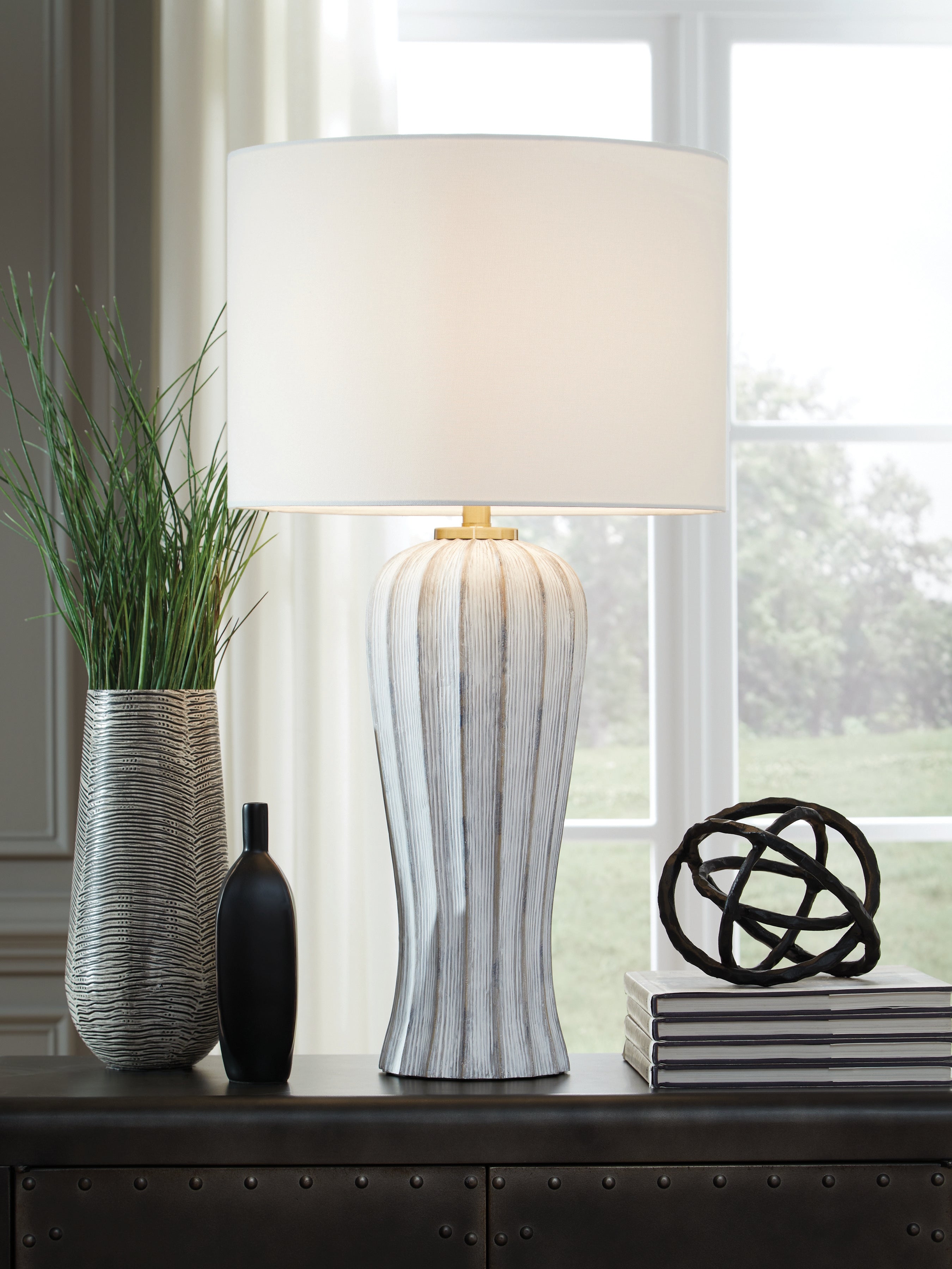 Furniture City Laplace - Ashley Furniture - Lanwell Lighting - Poly Table Lamp (1/CN) - L235894