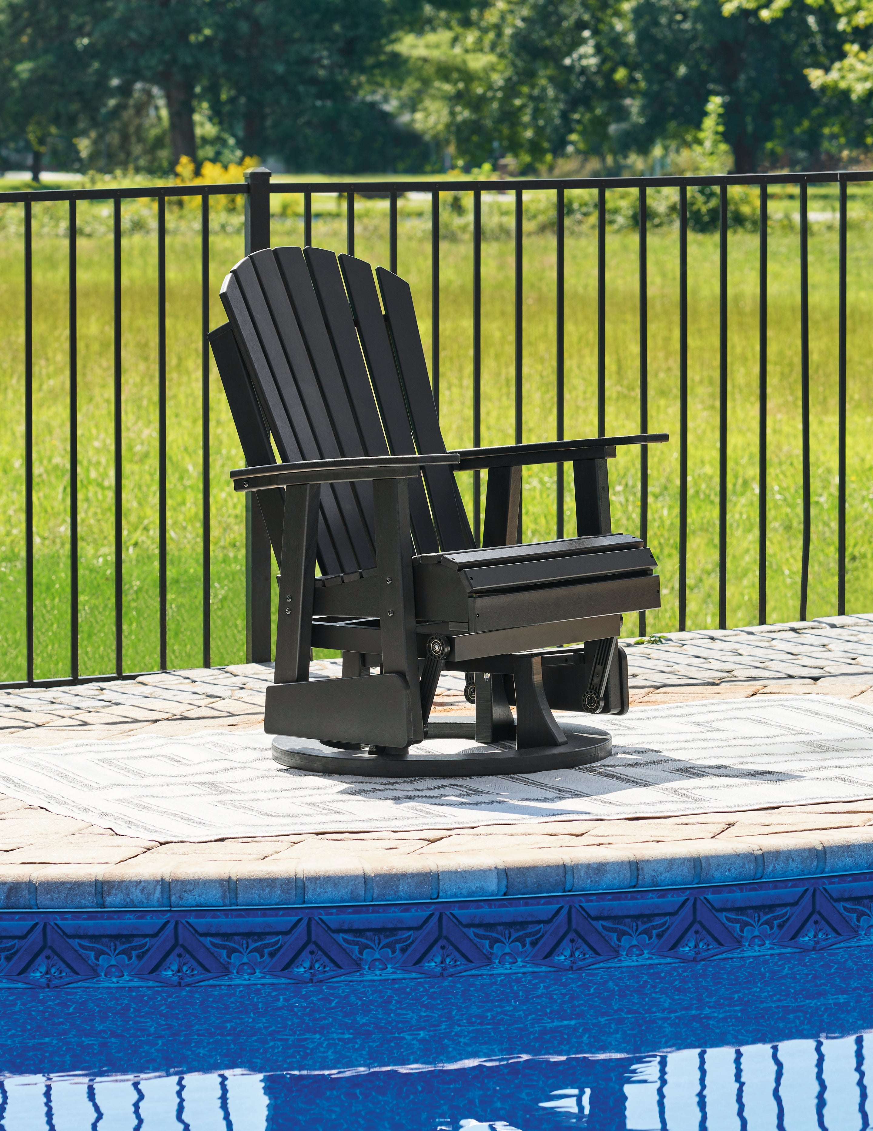 Furniture City Laplace - Ashley Furniture - Hyland wave Outdoor - Swivel Glider Chair - P108-820