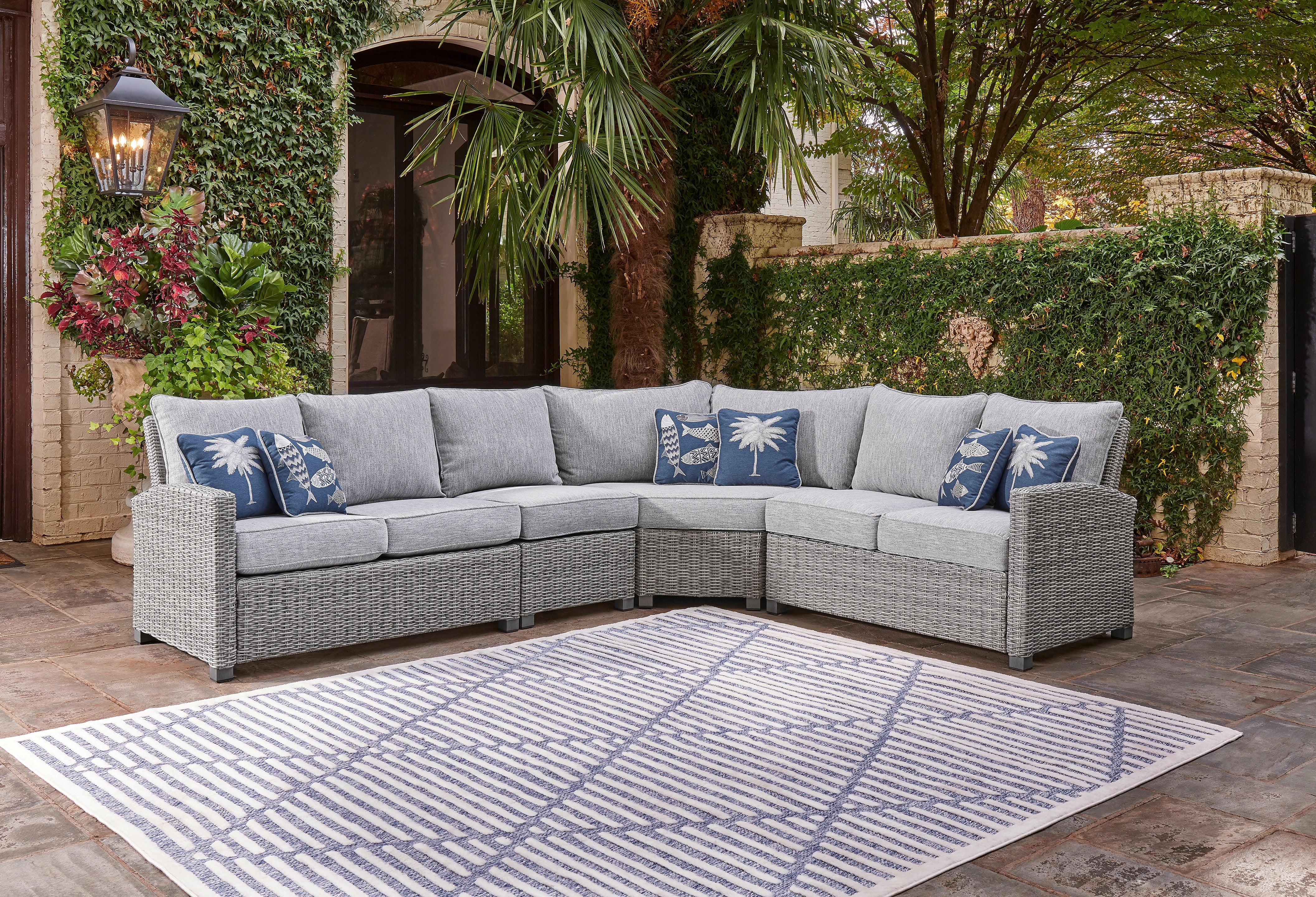 Furniture City Laplace - Ashley Furniture - Naples Beach Outdoor - 4-Piece Outdoor Sectional / Light Gray - P439P2