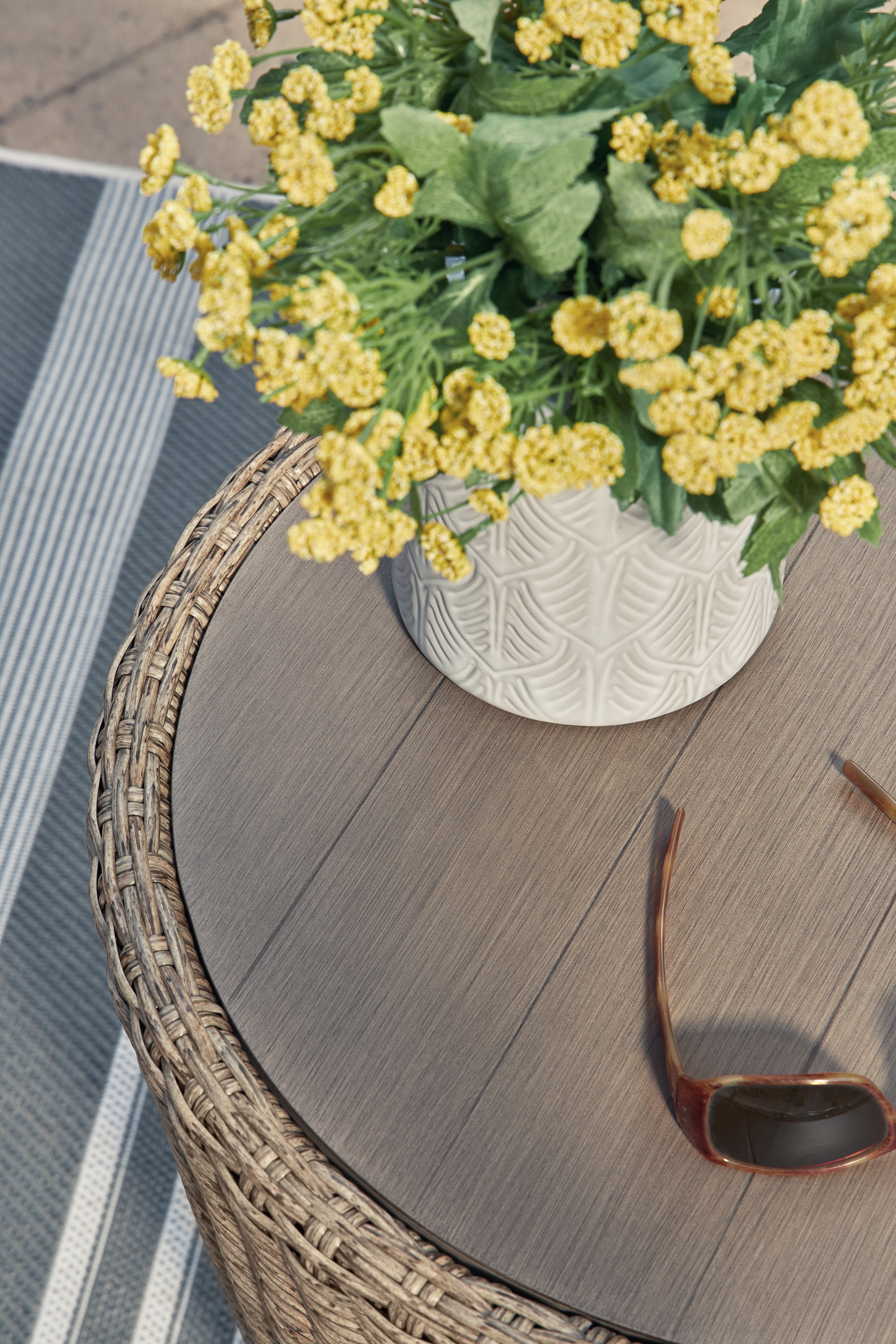 Furniture City Laplace - Ashley Furniture - Danson Outdoor - Round End Table / Beige - P505-706