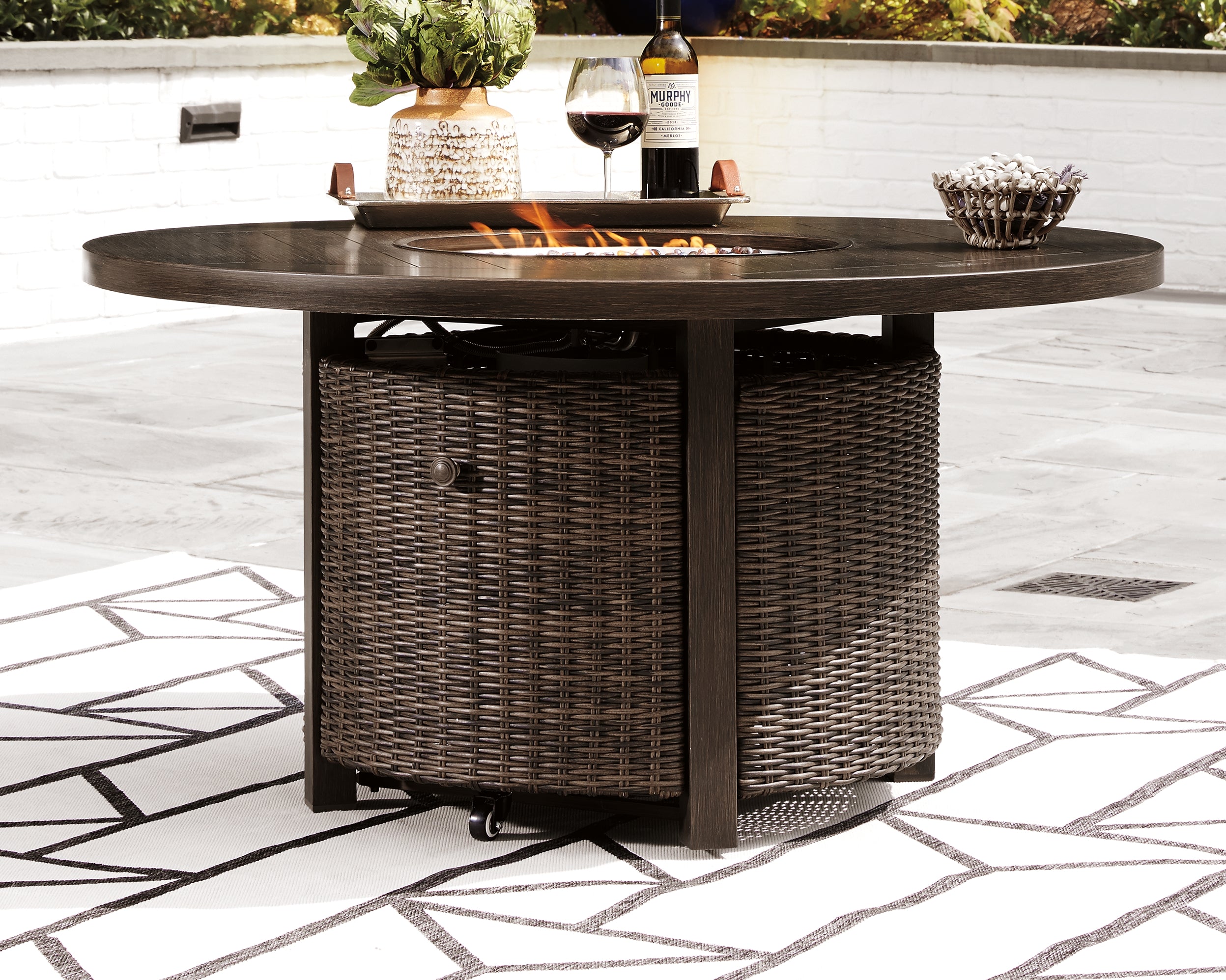 Furniture City Laplace - Ashley Furniture - Paradise Trail Outdoor - Round Fire Pit Table / Medium Brown - P750-776