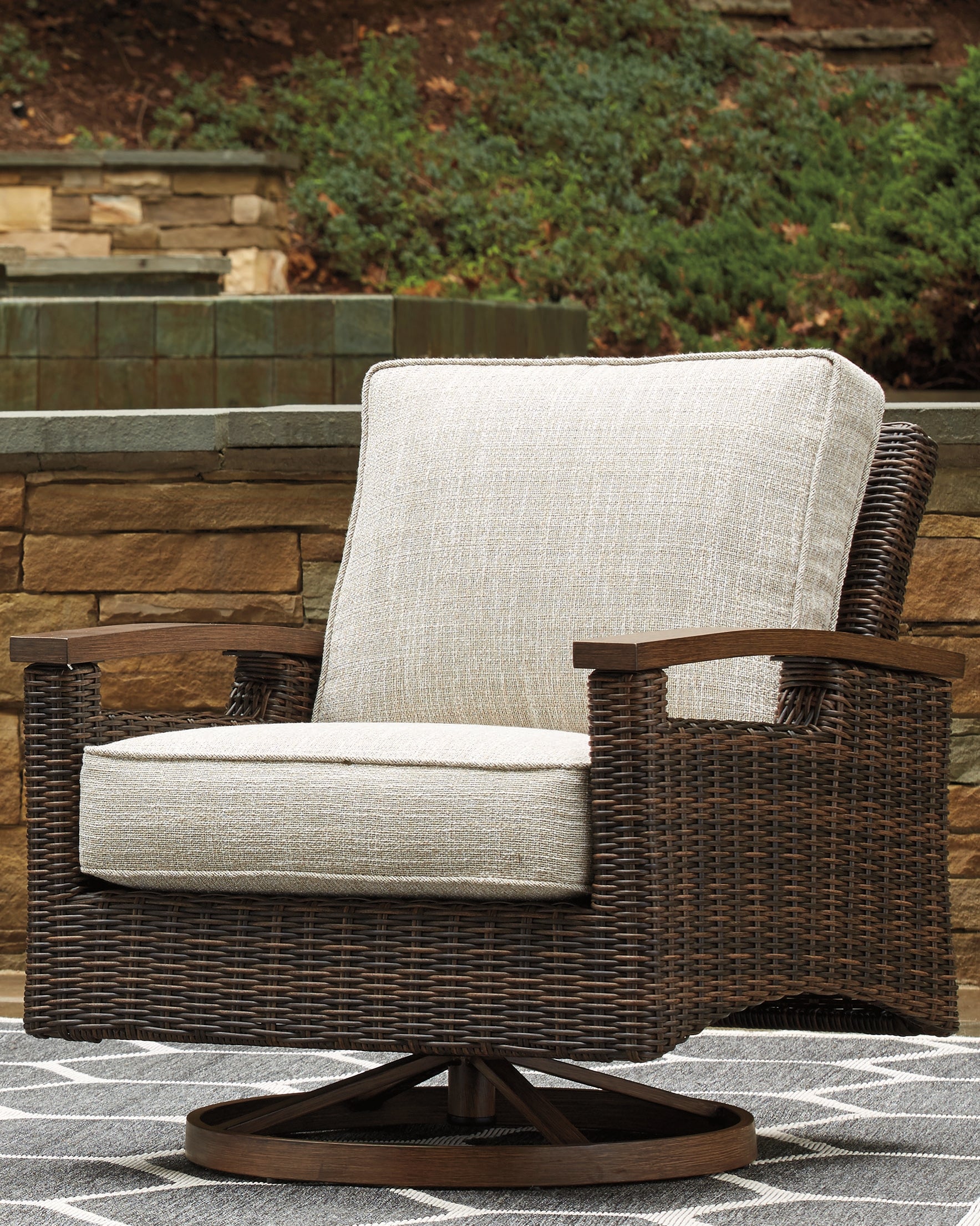 Furniture City Laplace - Ashley Furniture - Paradise Trail Outdoor - Swivel Lounge Chair (Set of 2) / Medium Brown - P750-821