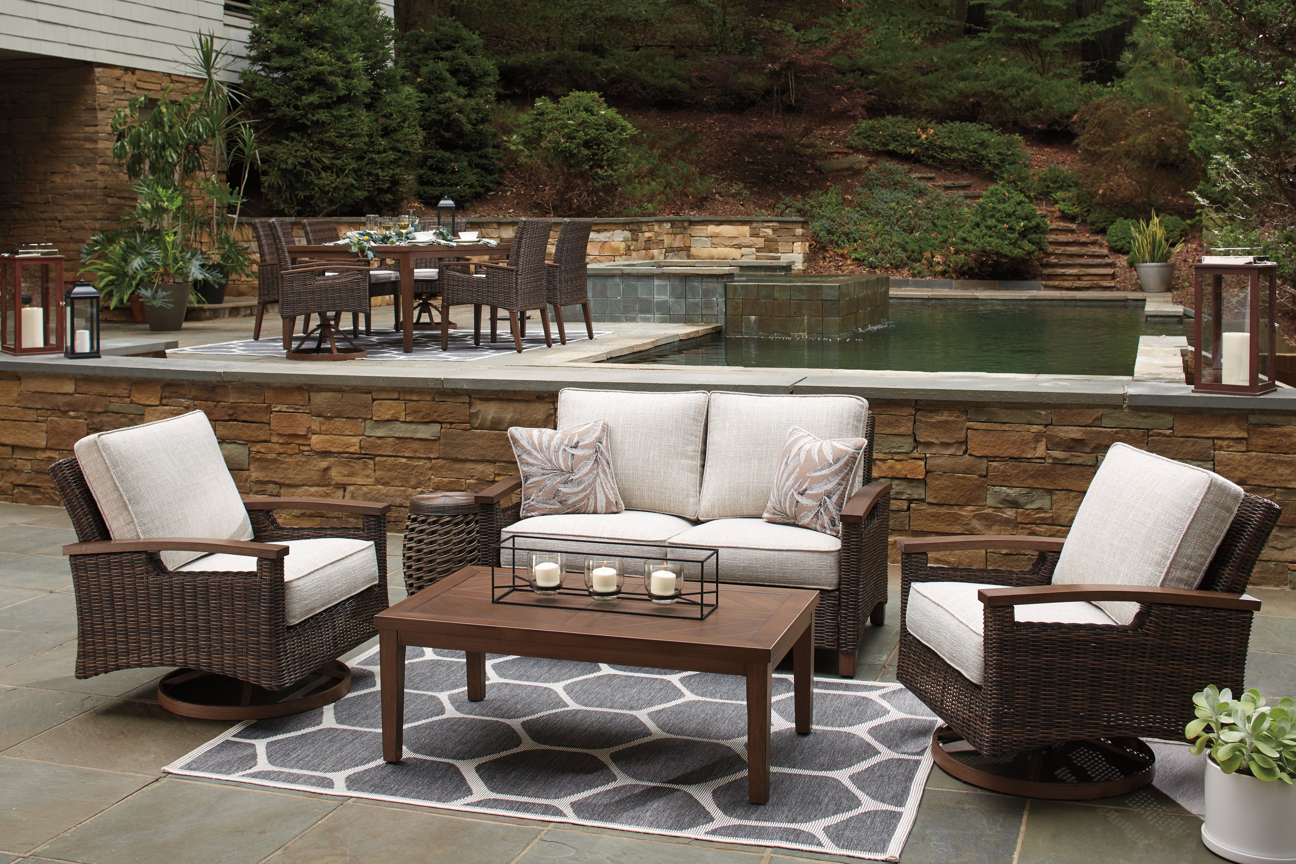 Furniture City Laplace - Ashley Furniture - Paradise Trail Outdoor - Loveseat w/Cushion / Medium Brown - P750-835