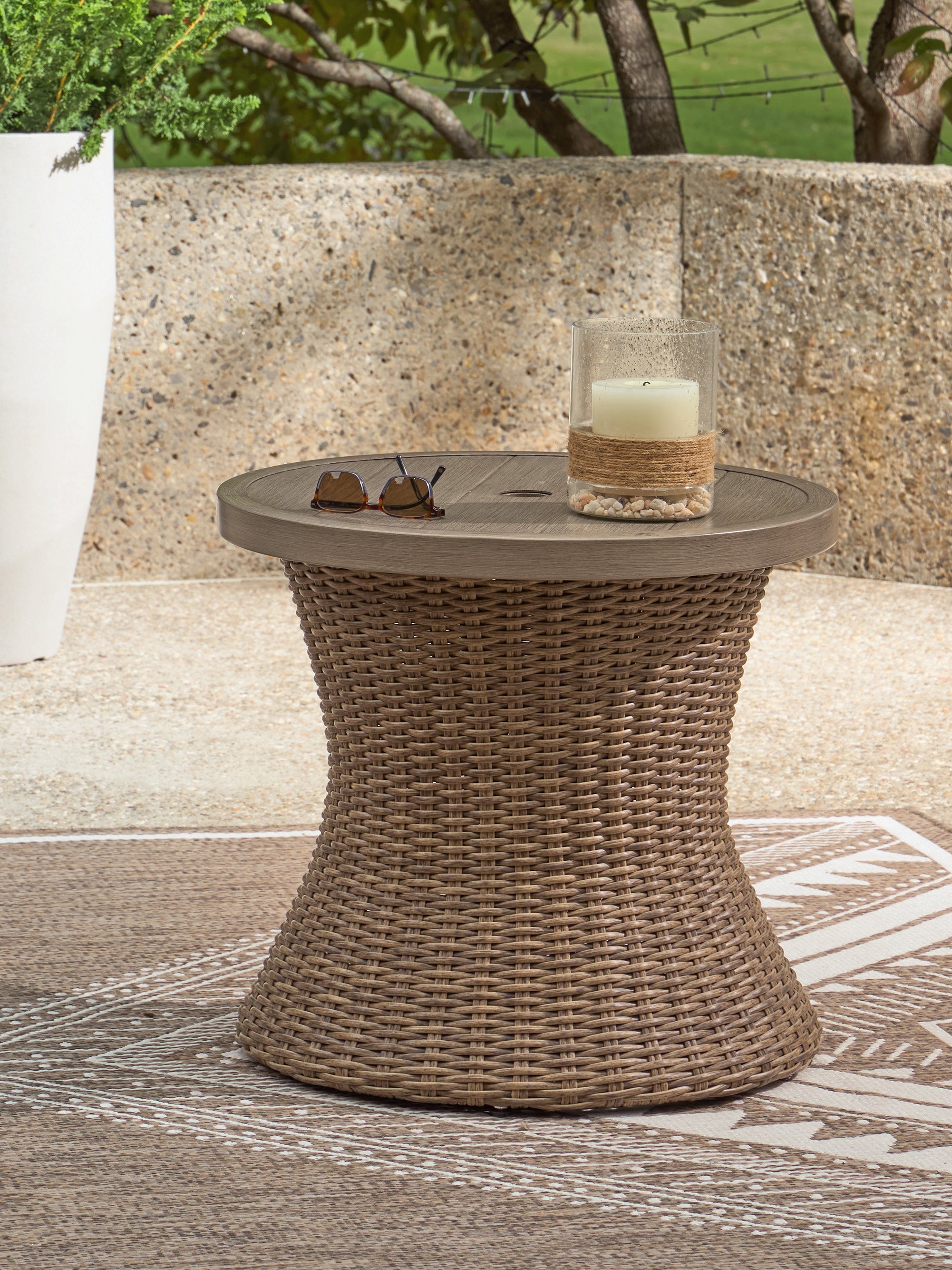 Furniture City Laplace - Ashley Furniture - Laguna Heights Outdoor End Table - Round End Table w/UMB OPT - PCP790-706