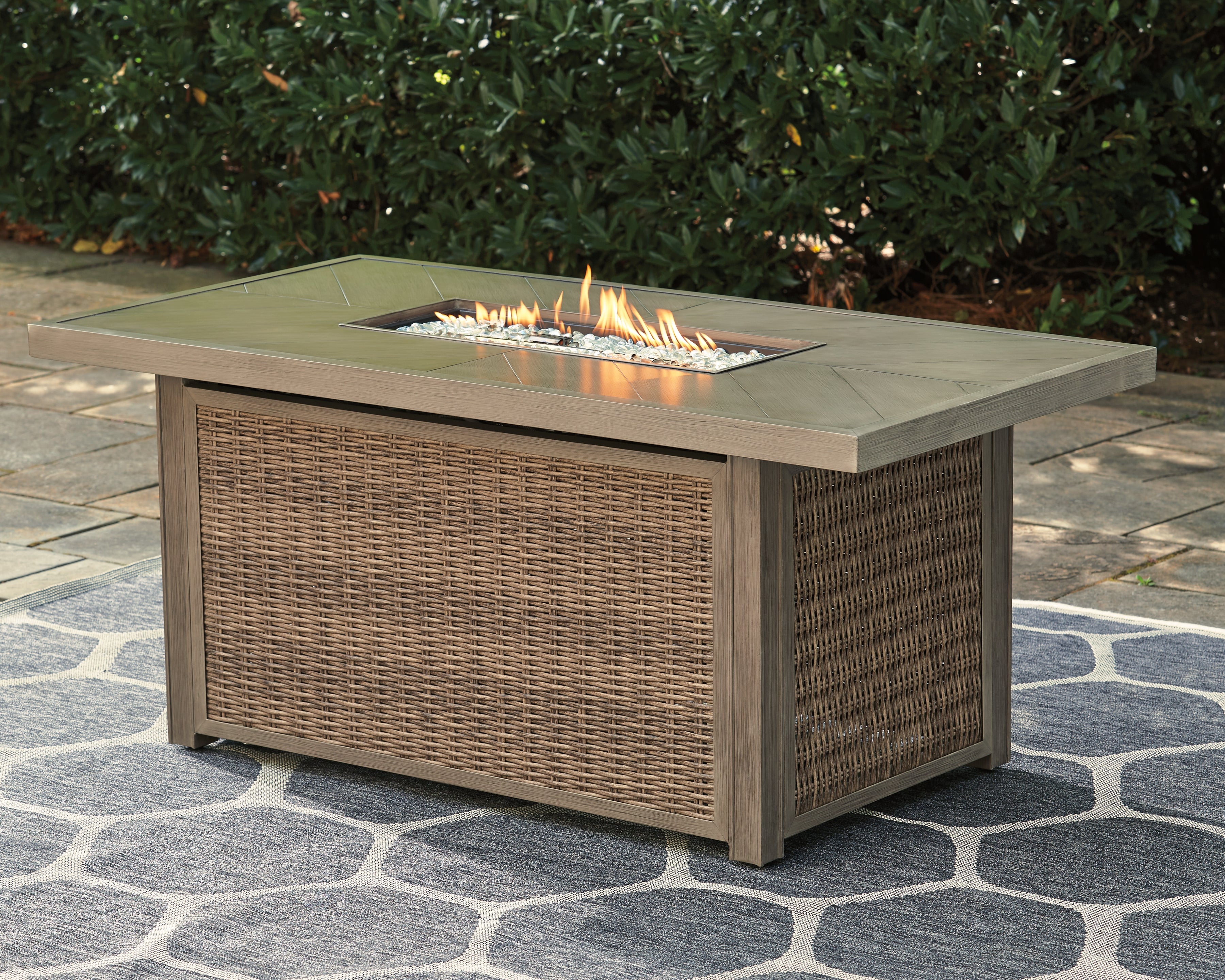 Furniture City Laplace - Ashley Furniture - Beachcroft Outdoor - Rectangular Fire Pit Table / Beige - P791-773