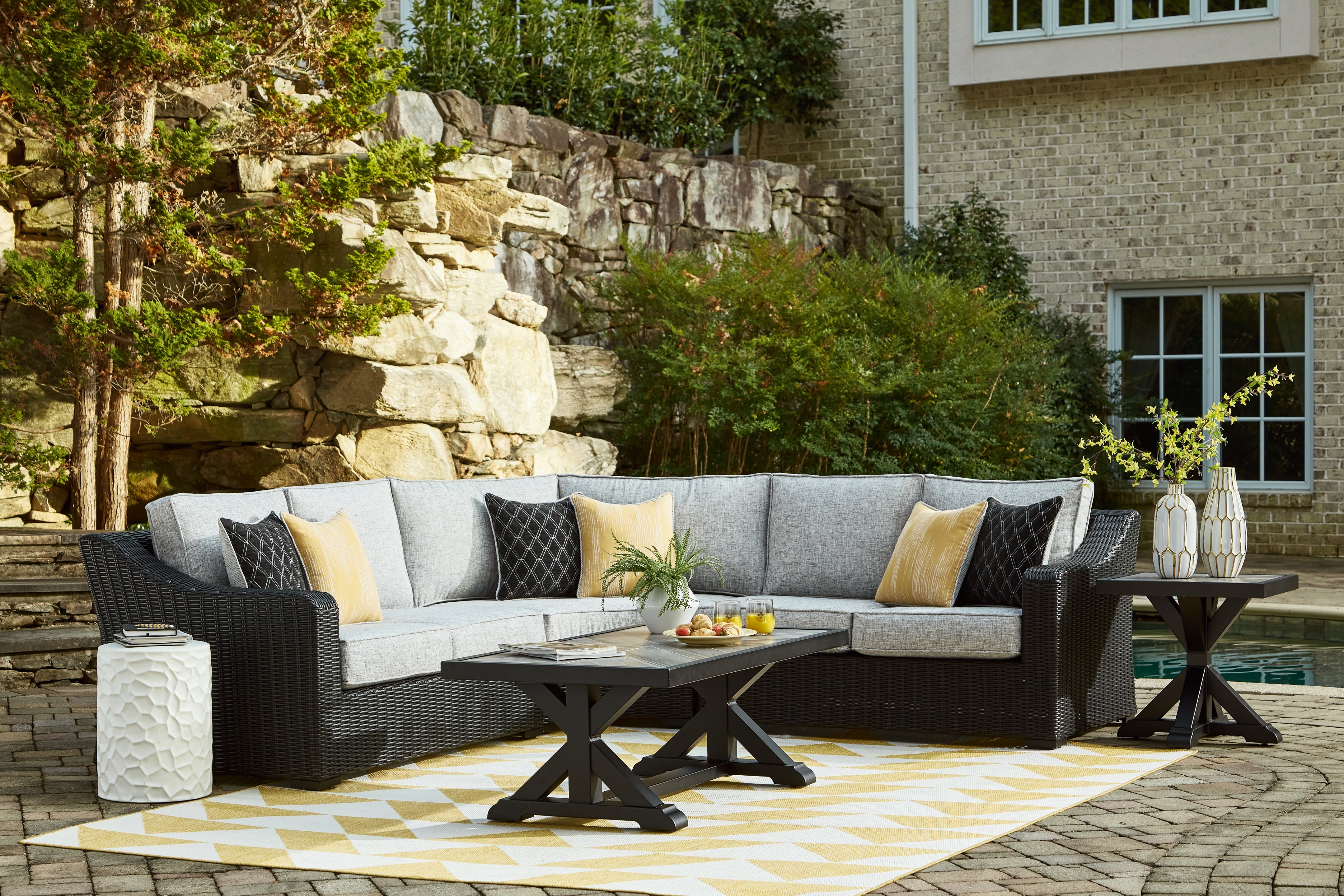 Furniture City Laplace - Ashley Furniture - Beachcroft Outdoor - 3-Piece Outdoor Sectional - P792P1