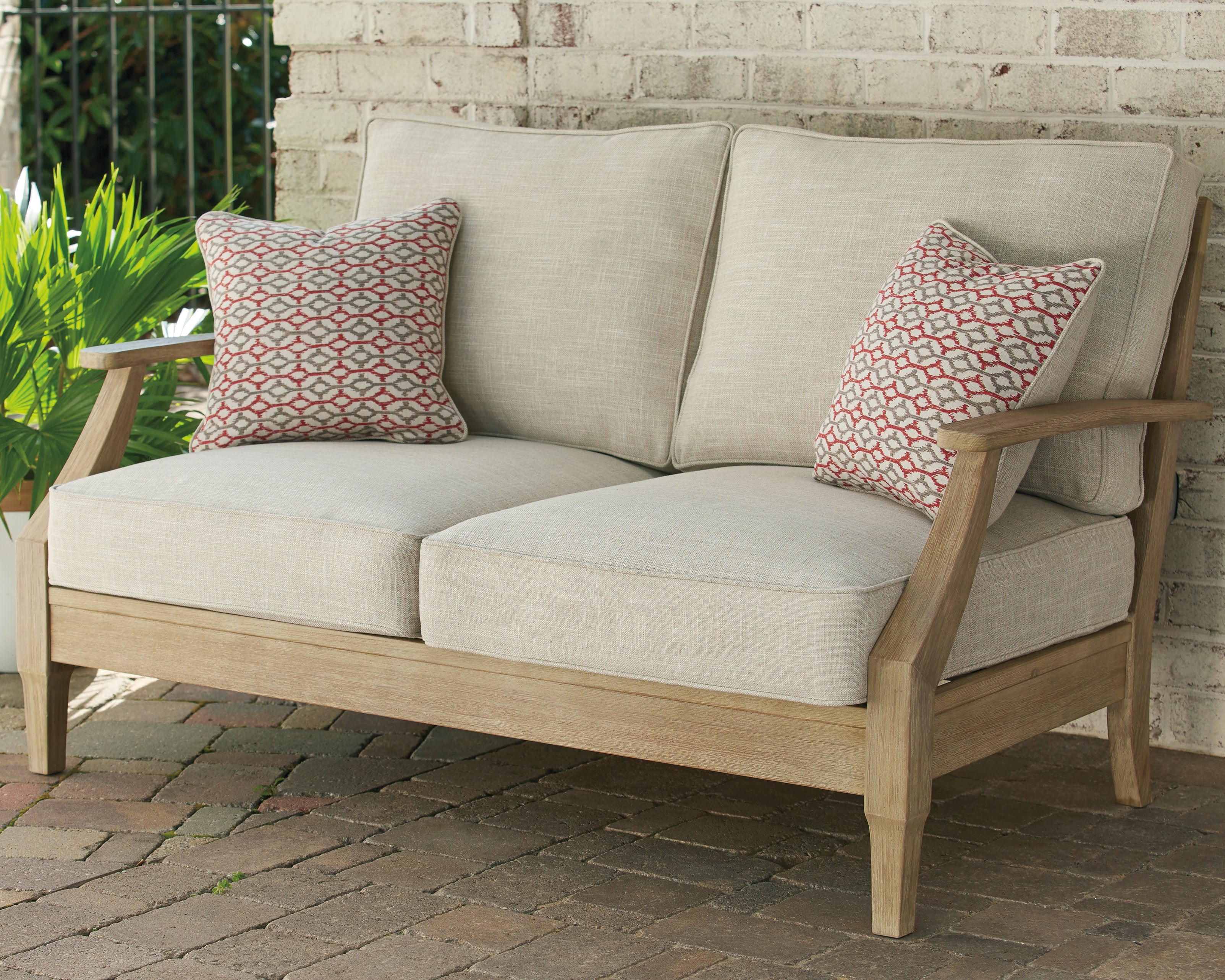 Furniture City Laplace - Ashley Furniture - Clare View Outdoor - Loveseat w/Cushion - P801-835