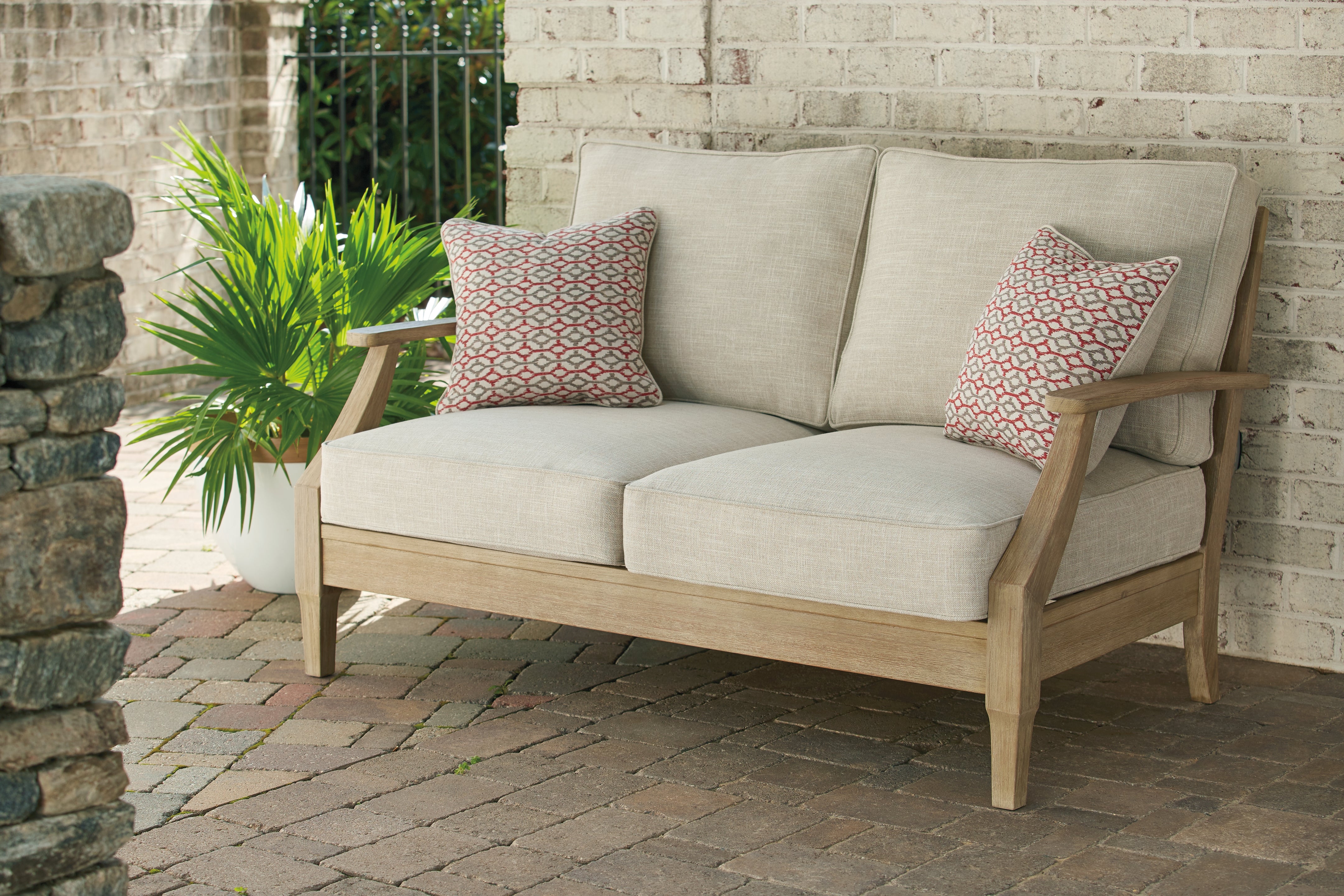 Furniture City Laplace - Ashley Furniture - Clare View Outdoor - Loveseat w/Cushion / Beige - P801-835