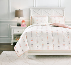Furniture City Laplace - Ashley Furniture - Lexann Full Comforter Set - Full Comforter Set / Pink/White/Gray - Q901003F