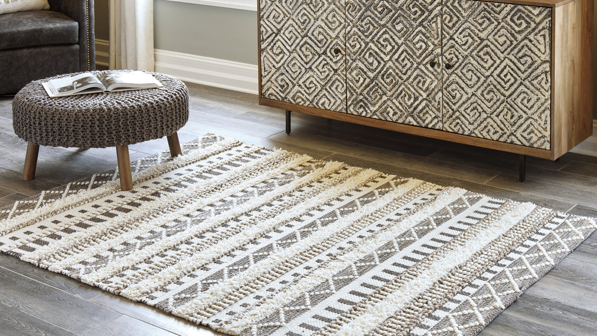 Furniture City Laplace - Ashley Furniture - Karalee Rug - 8' x 10' Rug / Ivory/Brown - R404441
