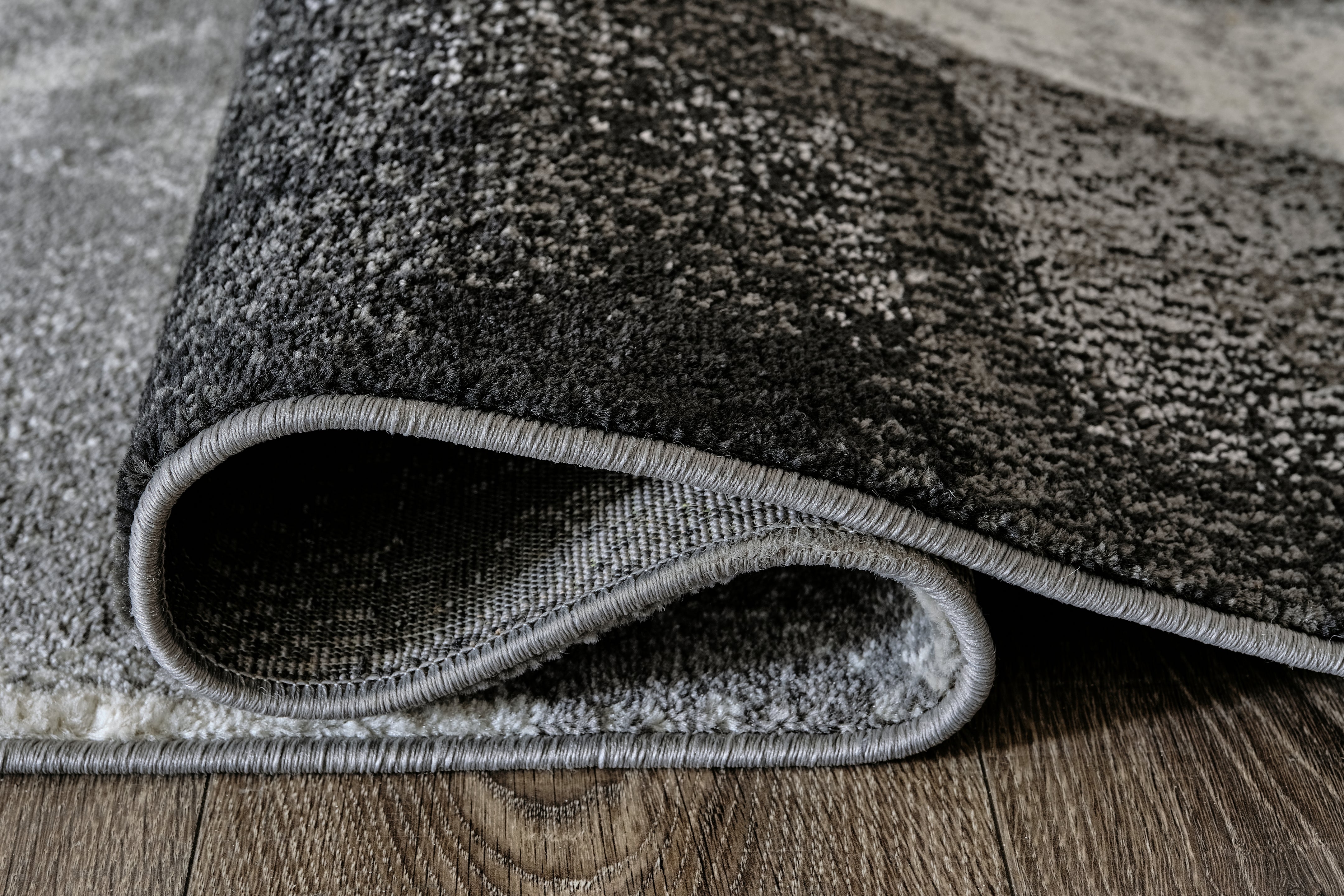 Furniture City Laplace - Ashley Furniture - Brycebourne Rug - 5'3" x 7'7" Rug - R404982