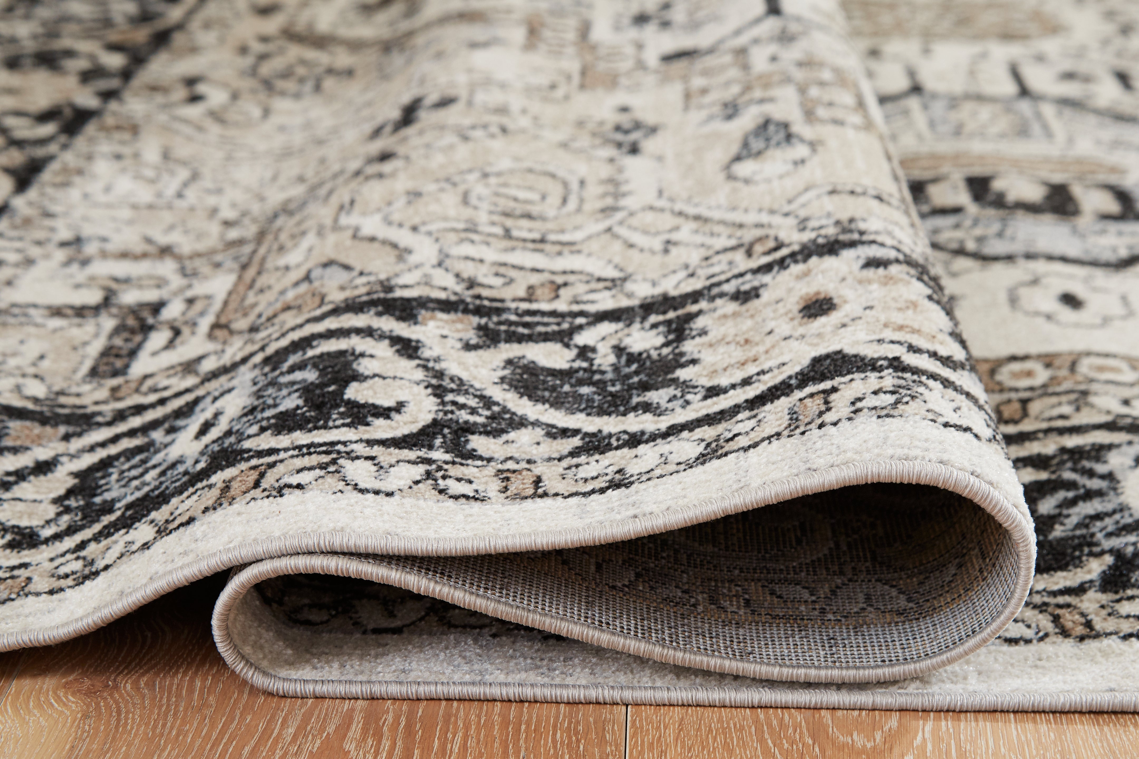 Furniture City Laplace - Ashley Furniture - Gregmoore Rug - 5'2" x 6'10" Washable Rug / Multi - R405822
