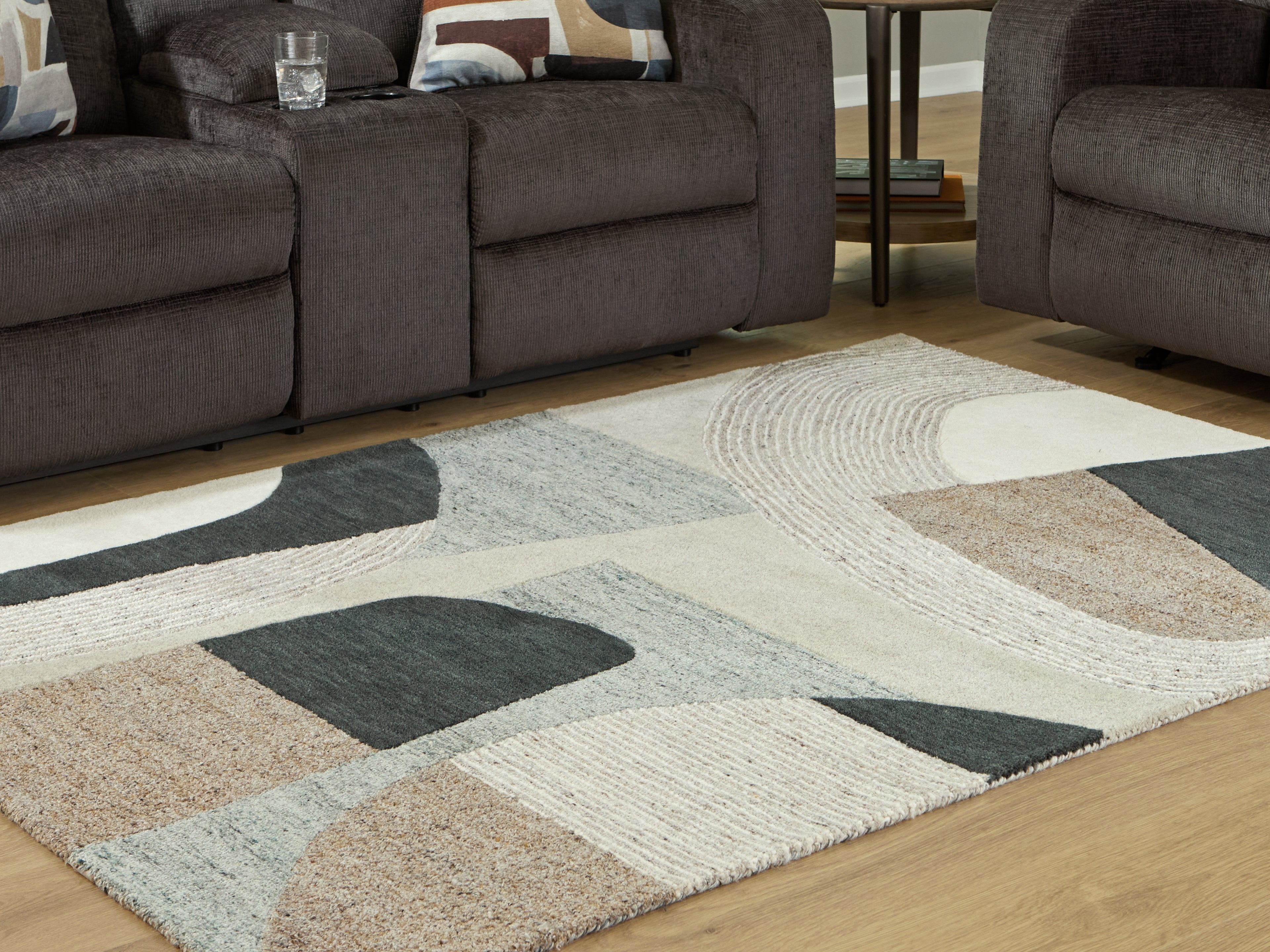 Furniture City Laplace - Ashley Furniture - Edrickhill Rug - 5' x 7' Rug - R407122