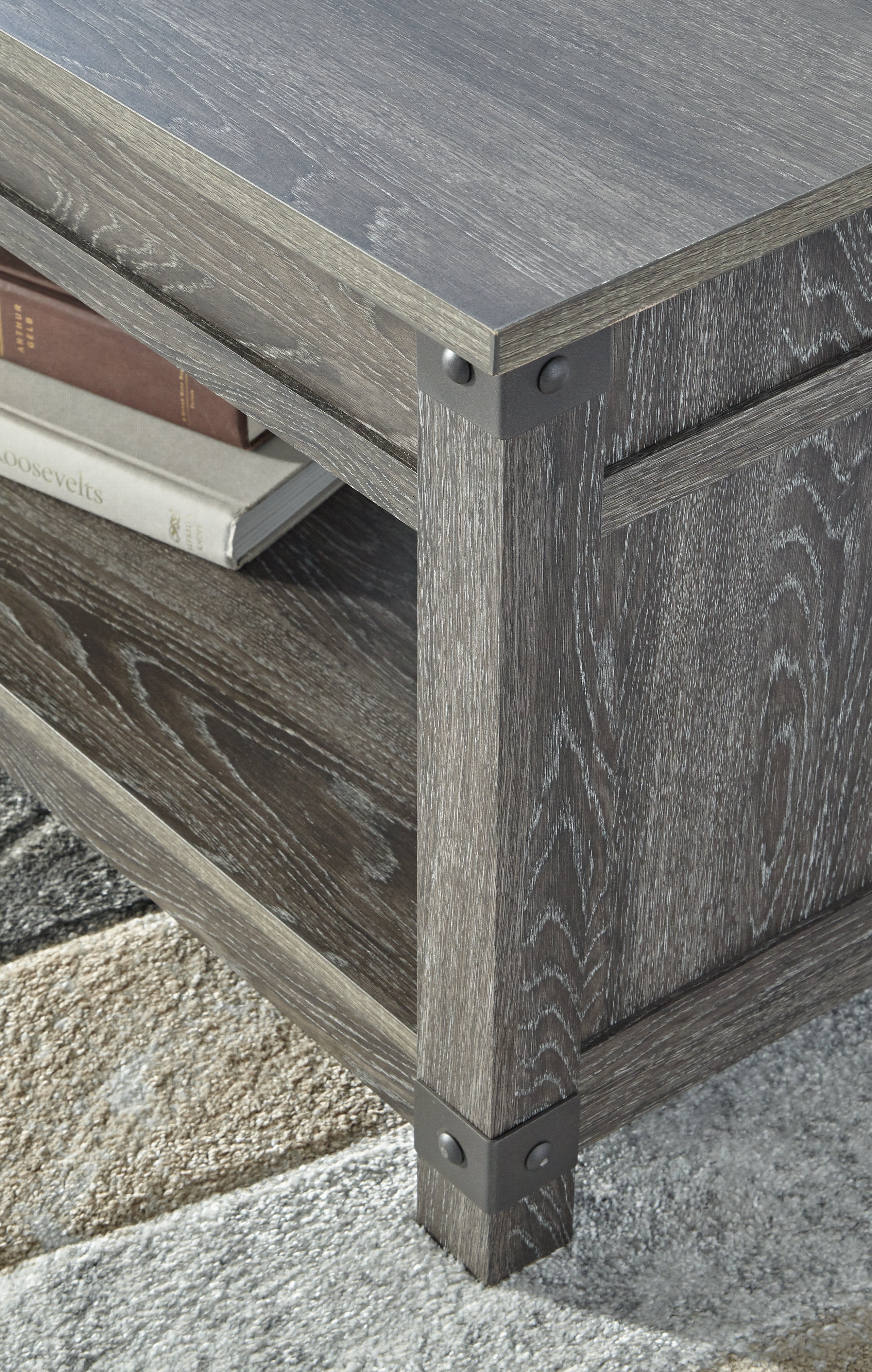 Furniture City Laplace - Ashley Furniture - Freedan Lift-Top Coffee Table - Rect Lift Top Cocktail Table / Grayish Brown - T175-9