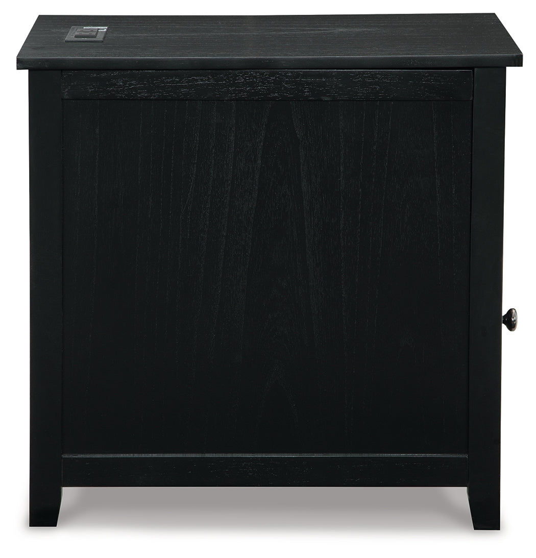 Furniture City Laplace - Ashley Furniture - Treytown Chairside End Table - Chair Side End Table / Black - T300-617