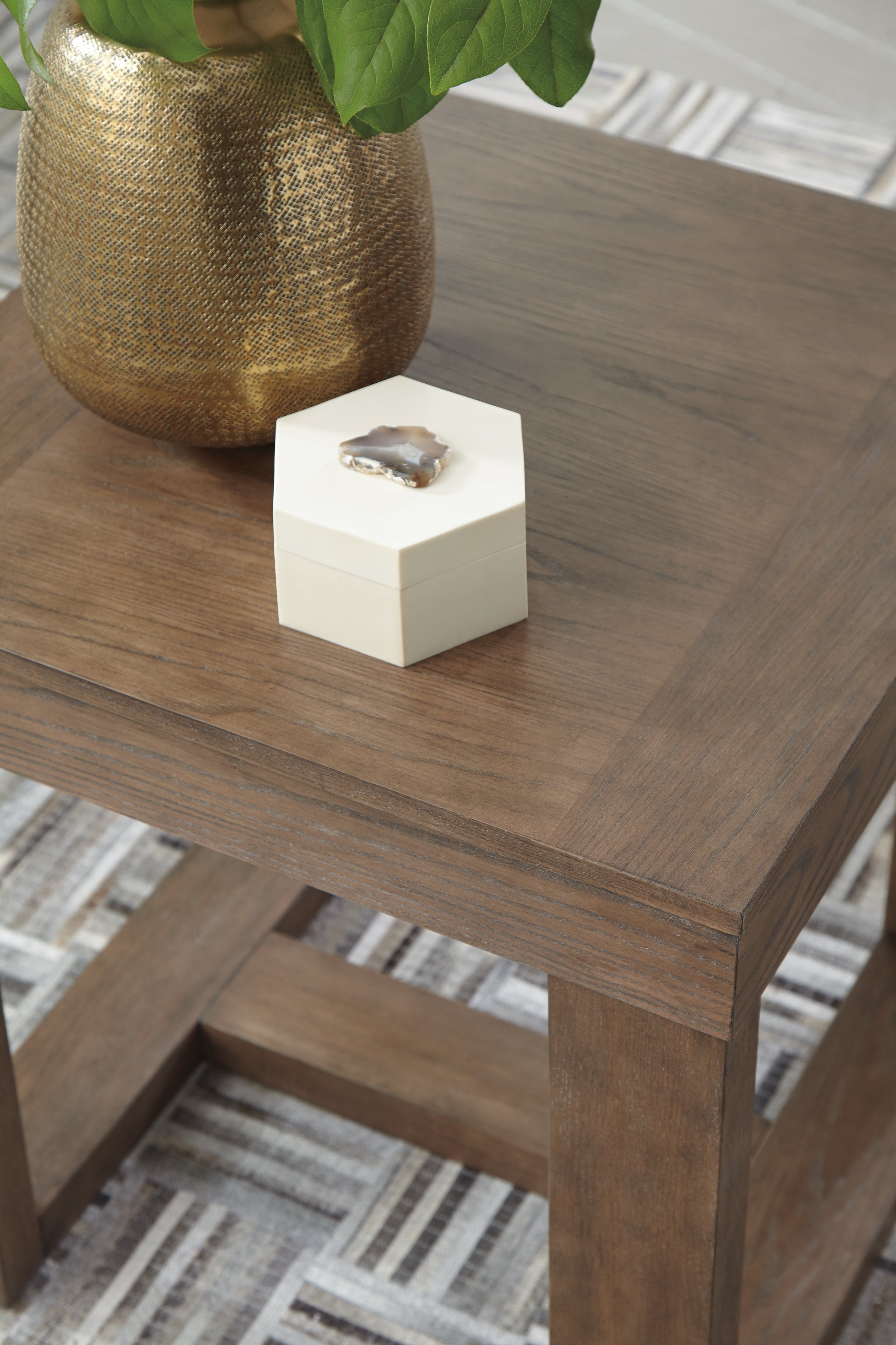 Furniture City Laplace - Ashley Furniture - Cariton End Table - Square End Table / Gray - T471-2
