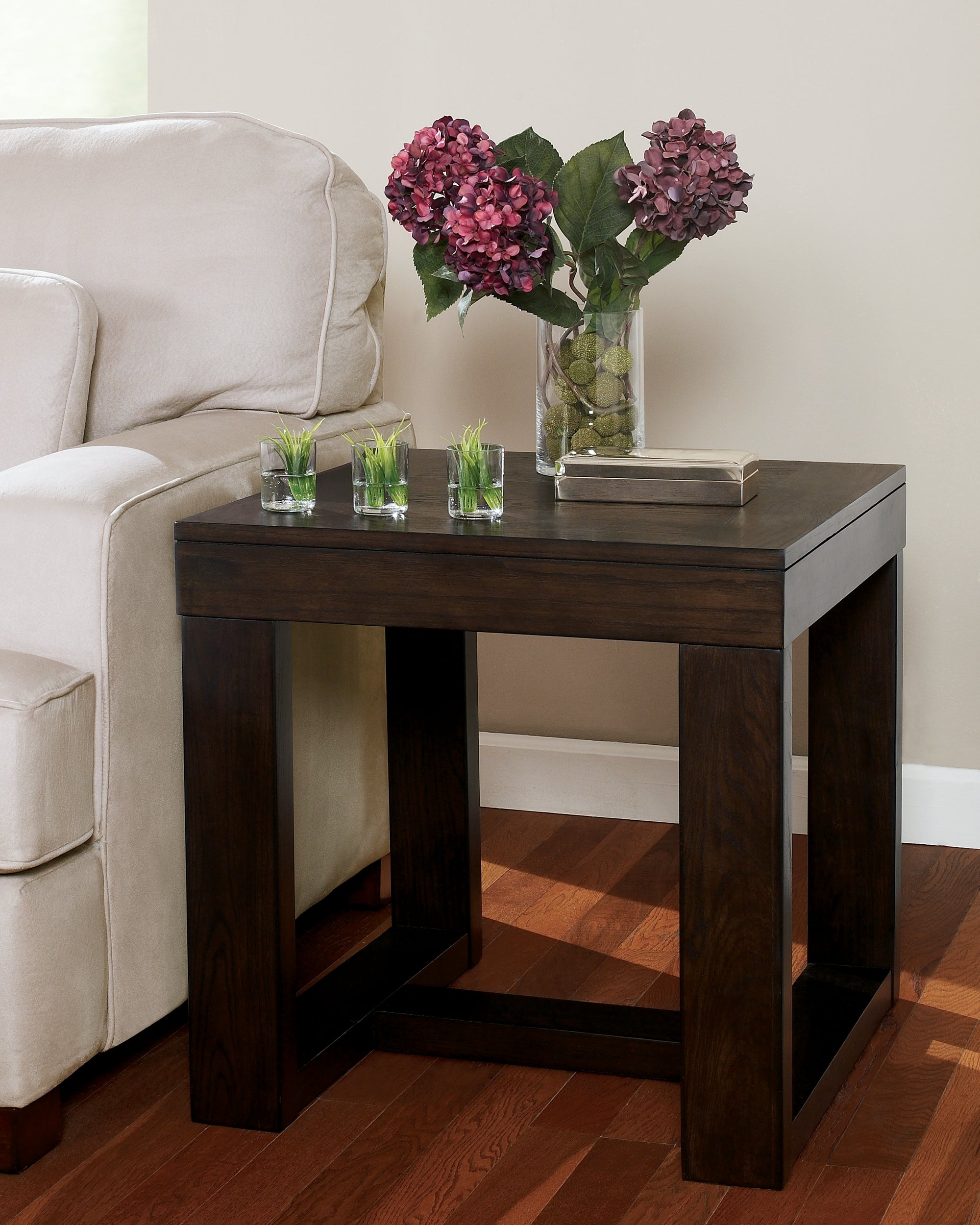 Furniture City Laplace - Ashley Furniture - Watson End Table - Square End Table - T481-2