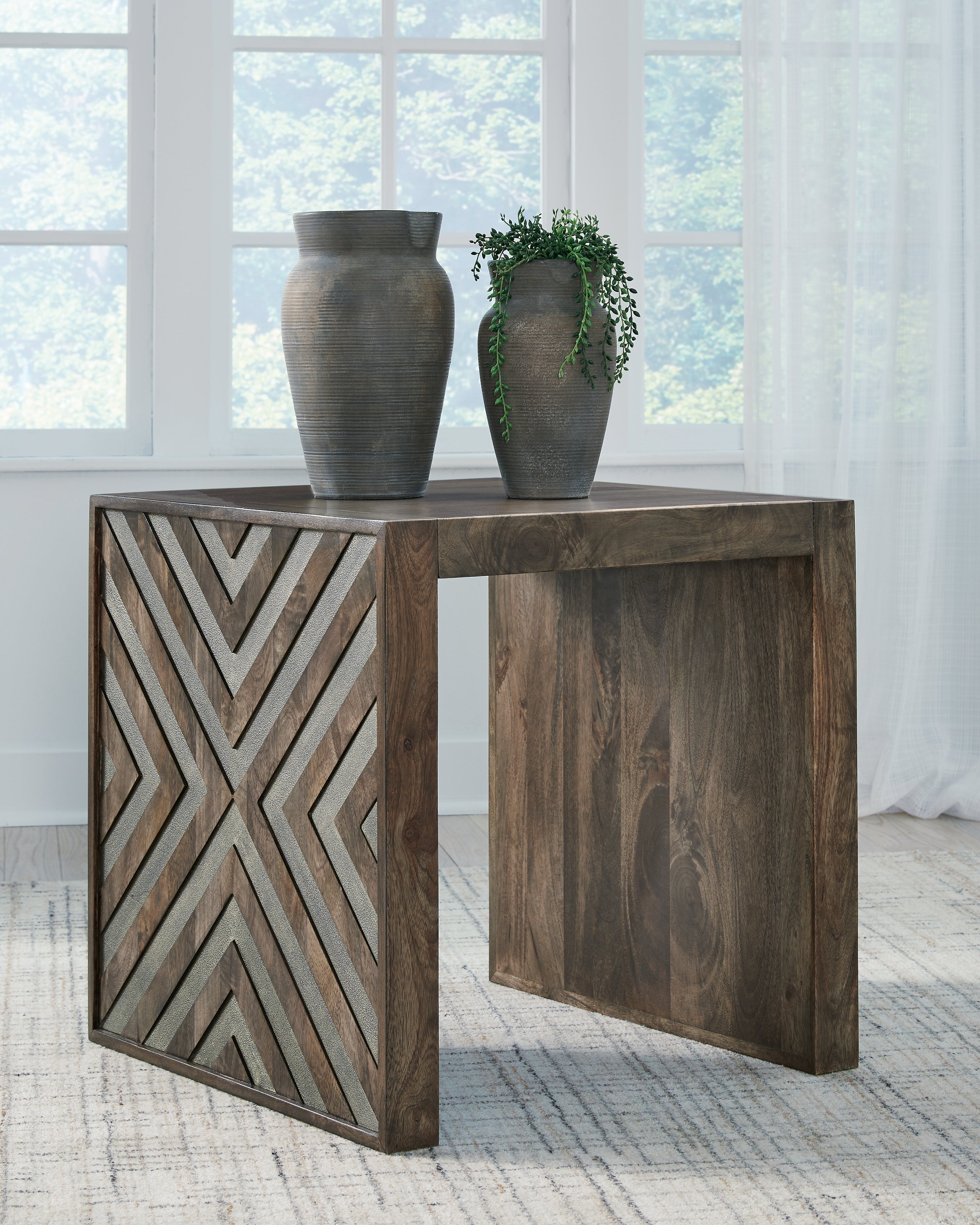 Furniture City Laplace - Ashley Furniture - Dreggan End Table - Square End Table - T567-2