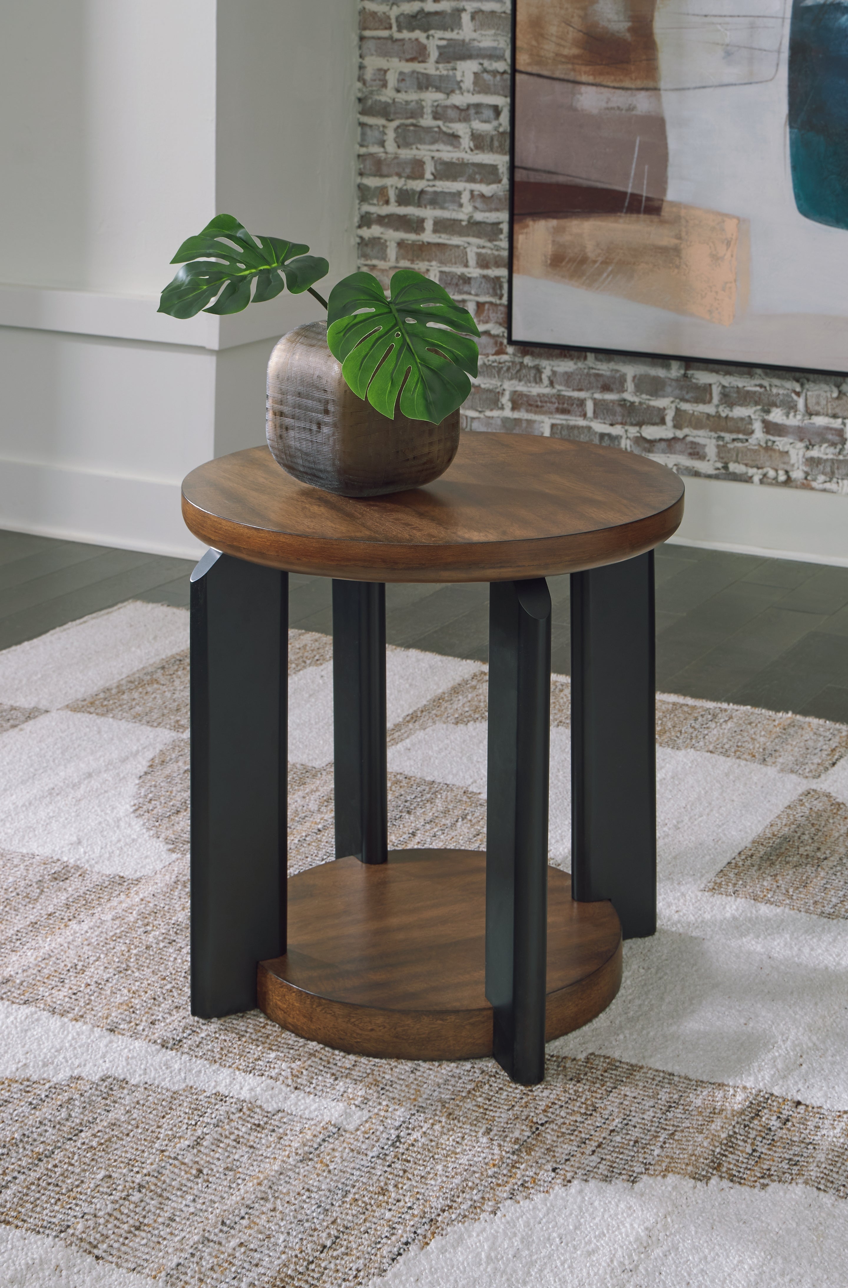 Furniture City Laplace - Ashley Furniture - Kraeburn End Table - Round End Table - T624-6